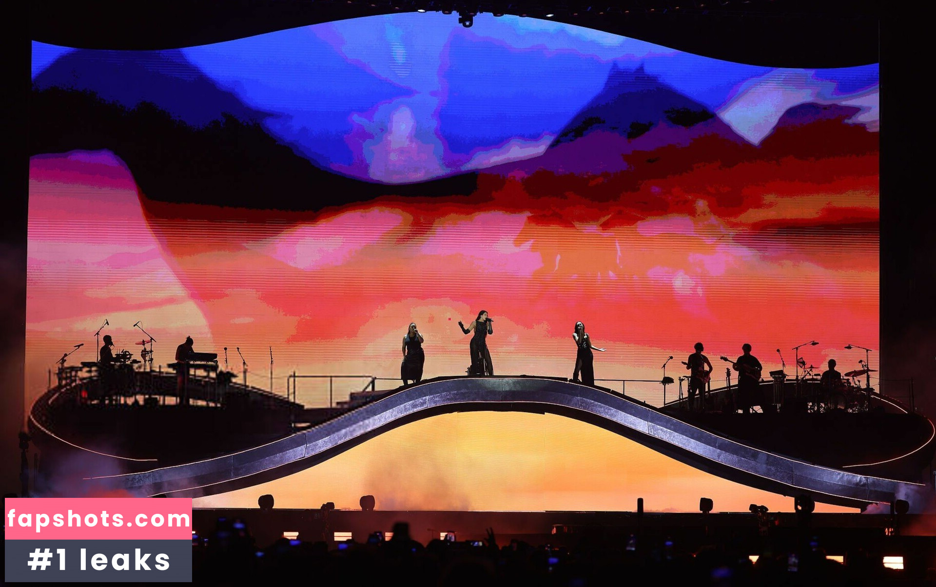 Dua Lipa gallery photo #53