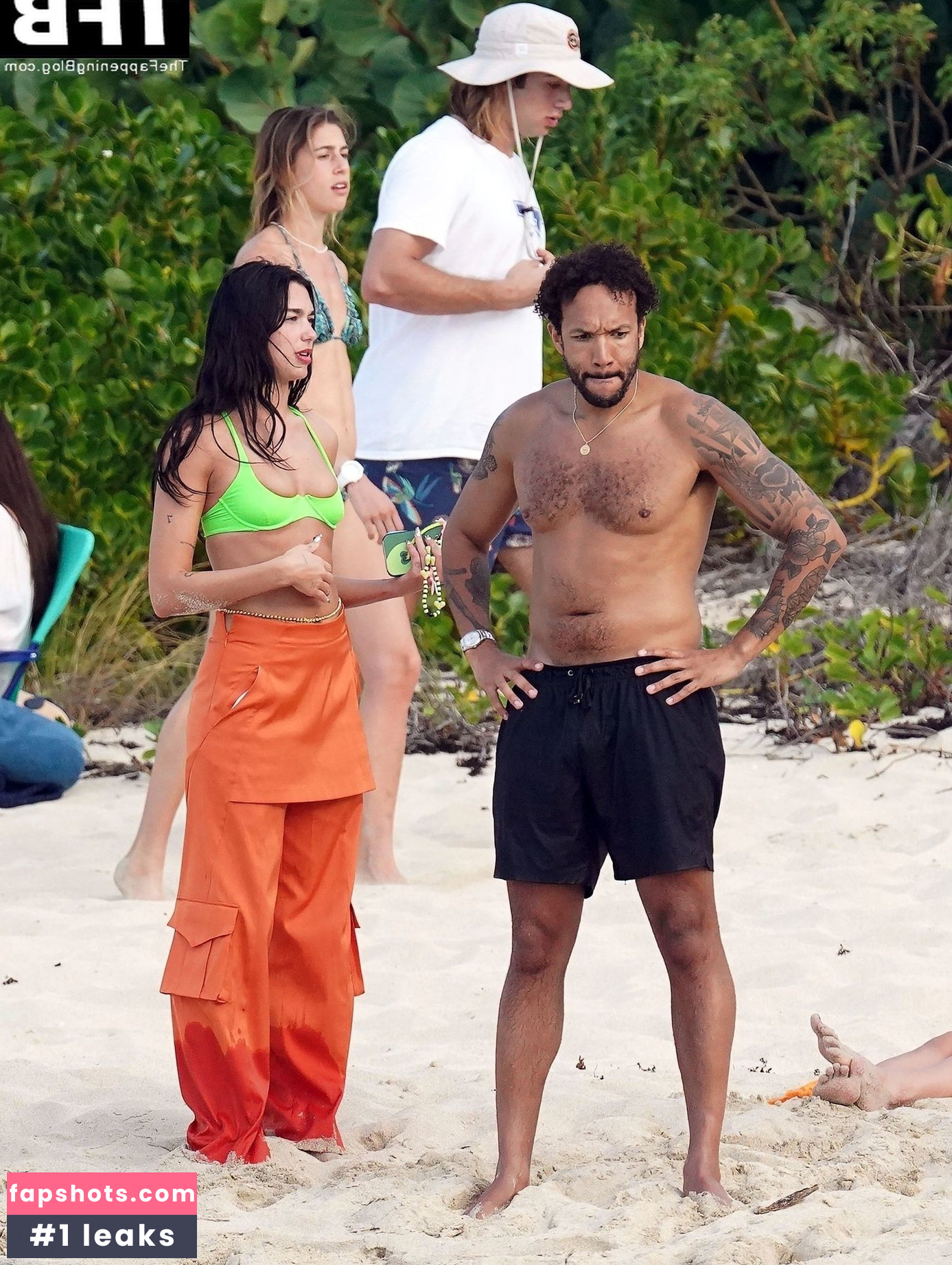 Dua Lipa gallery photo #5260