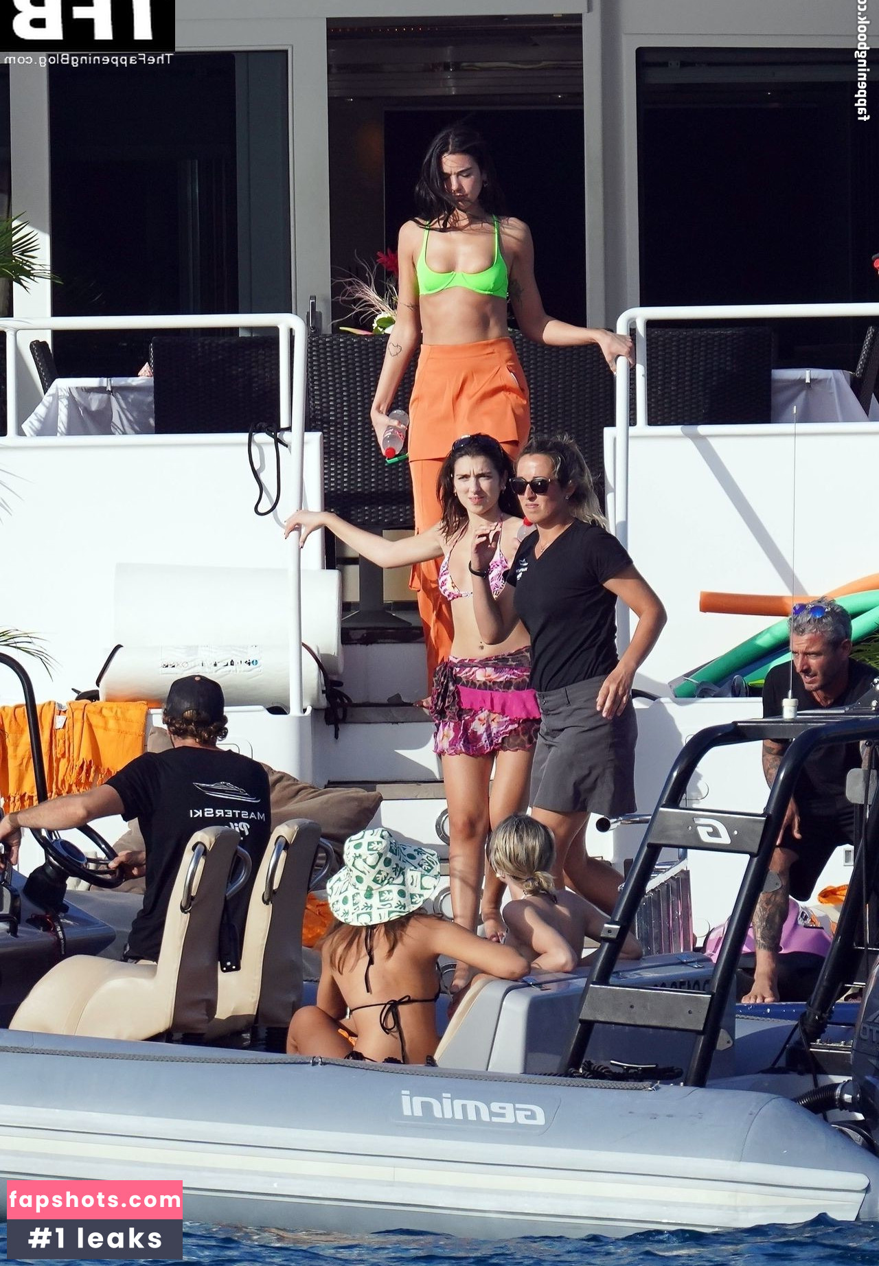 Dua Lipa gallery photo #5273