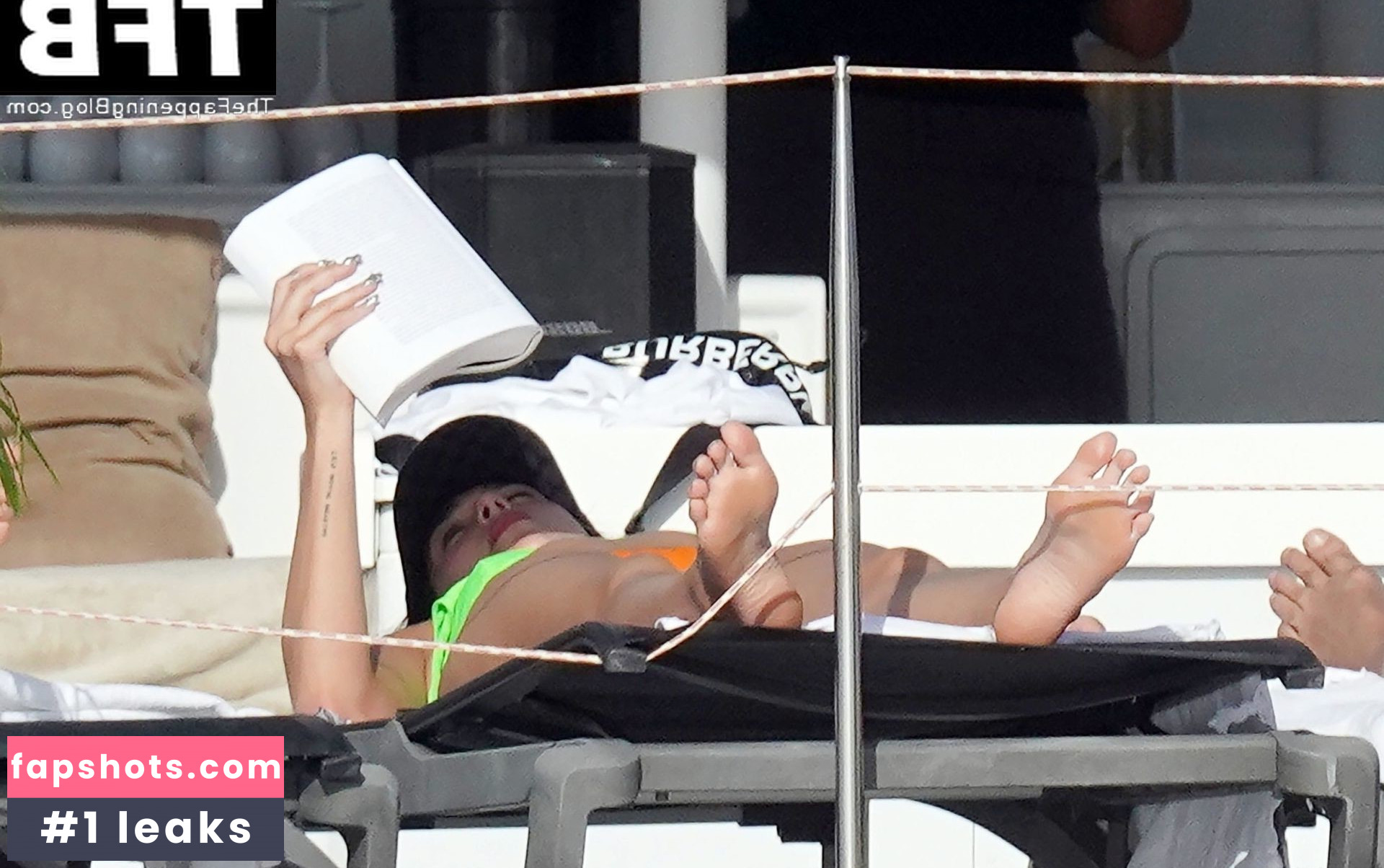 Dua Lipa gallery photo #5274