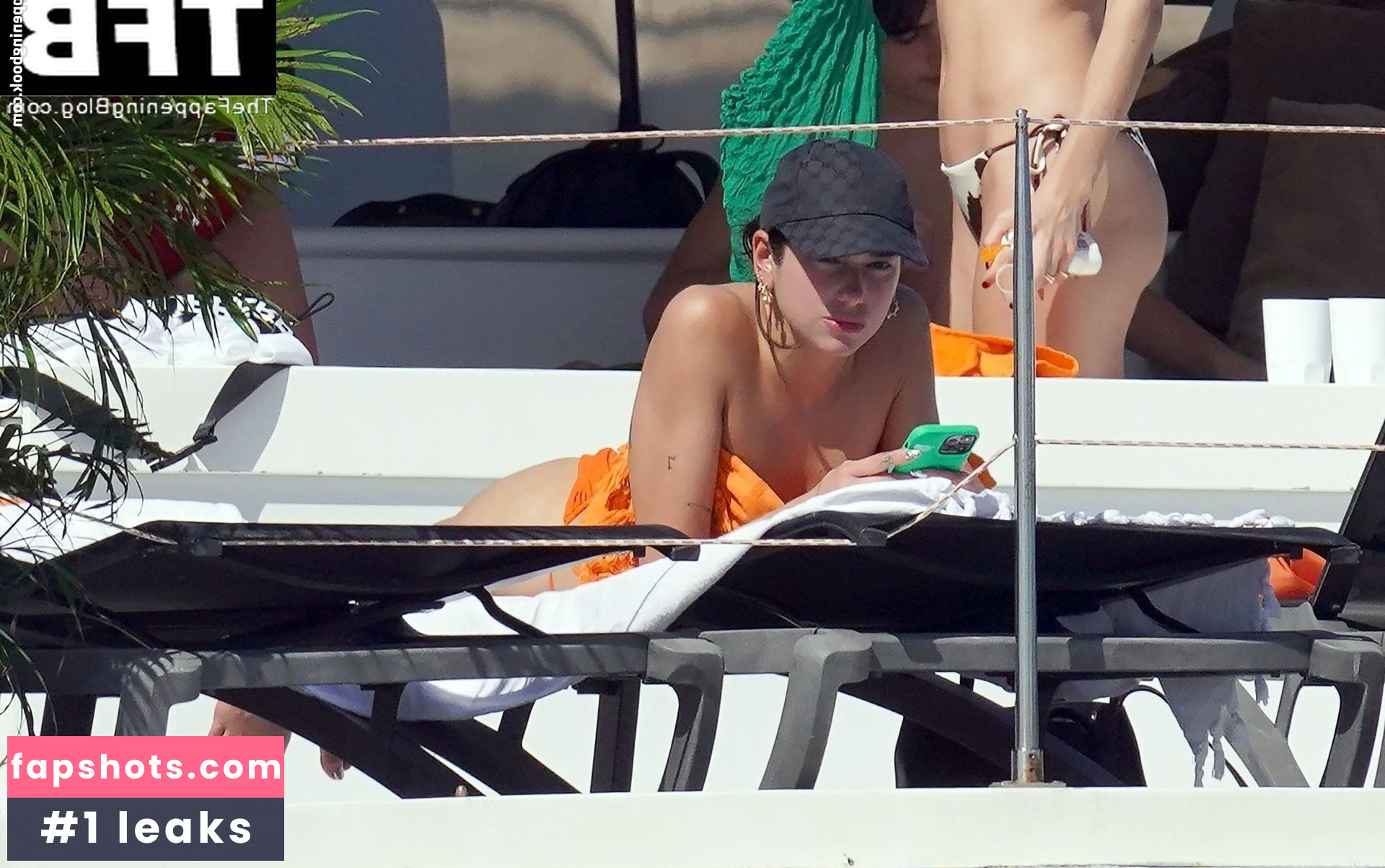 Dua Lipa gallery photo #5276