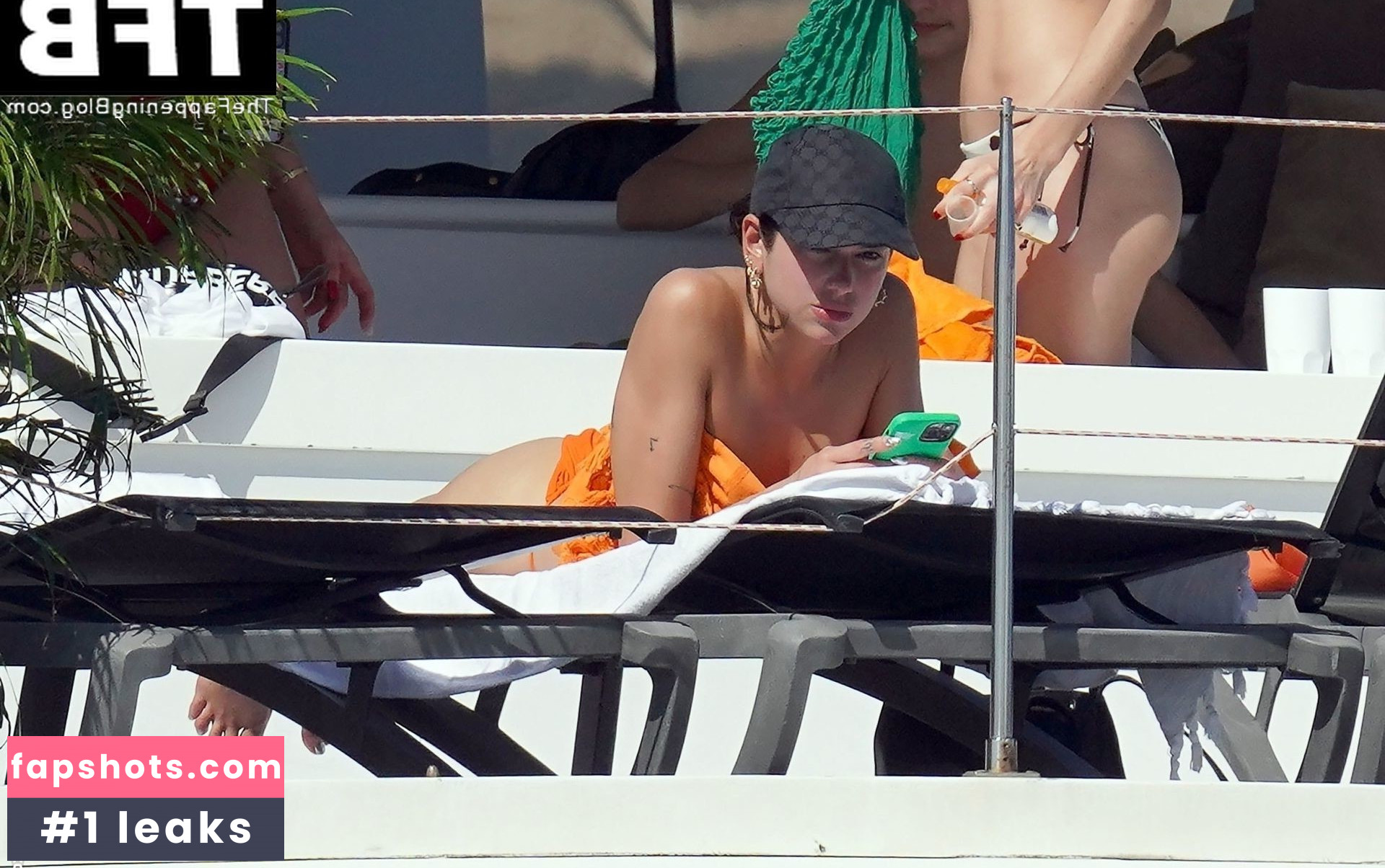 Dua Lipa gallery photo #5277