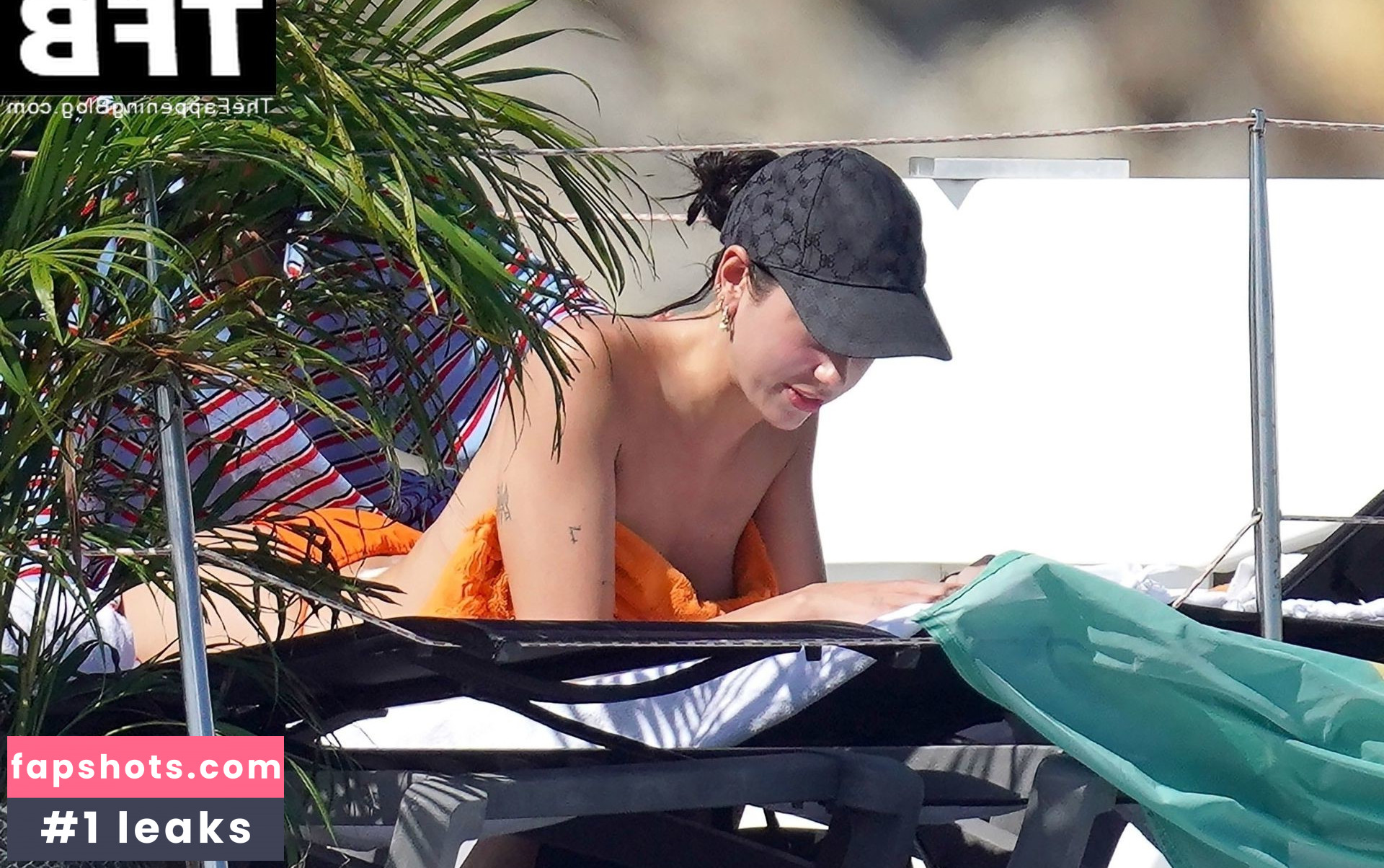 Dua Lipa gallery photo #5279