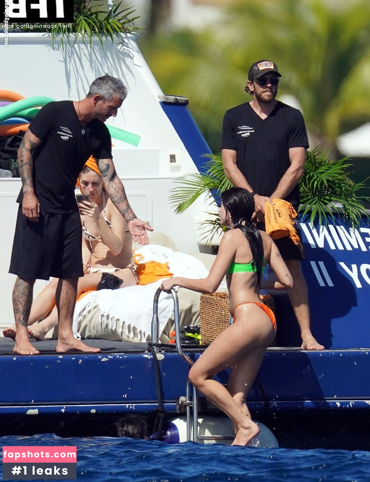 Dua Lipa gallery photo #5289