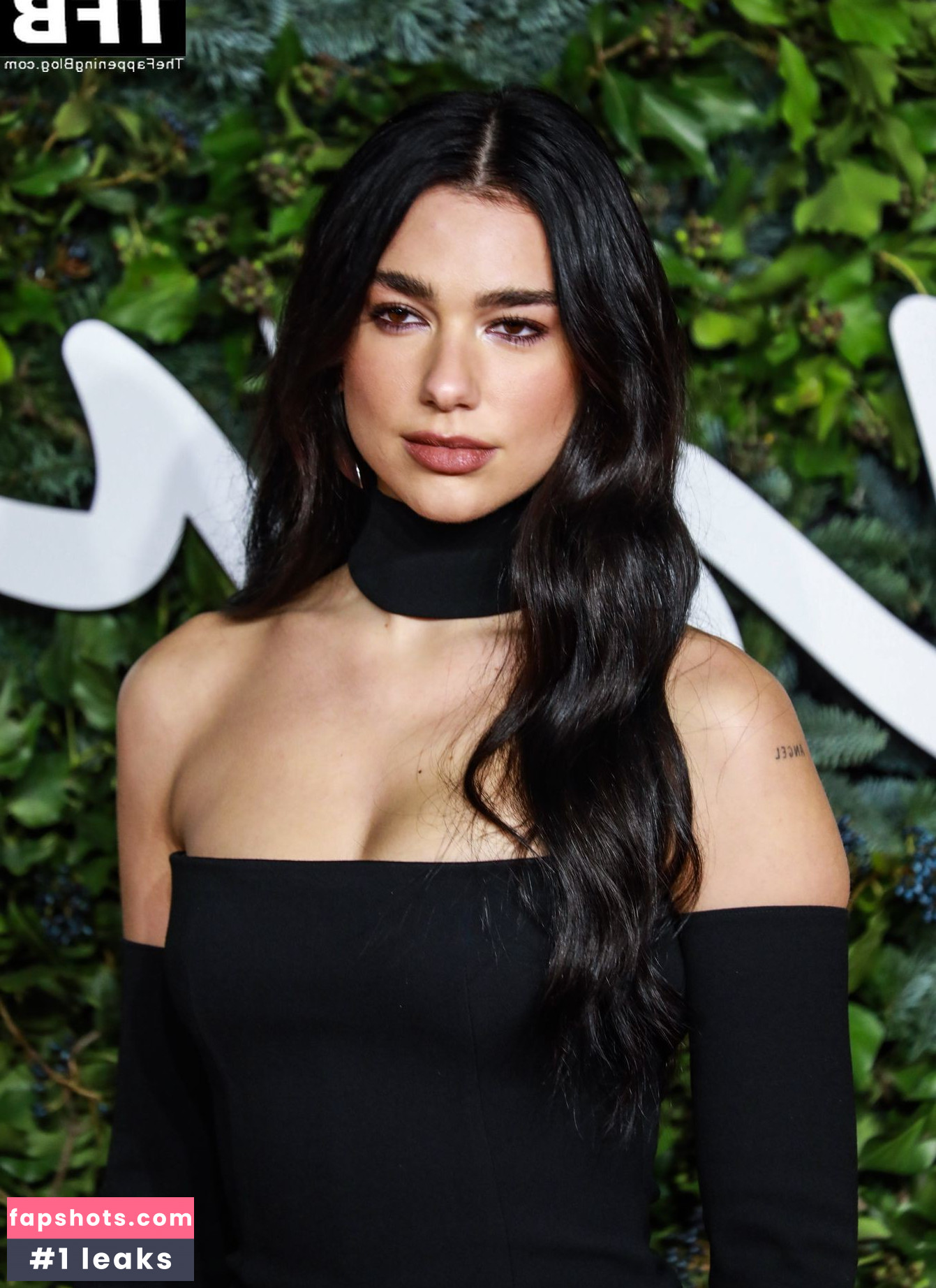 Dua Lipa gallery photo #5322