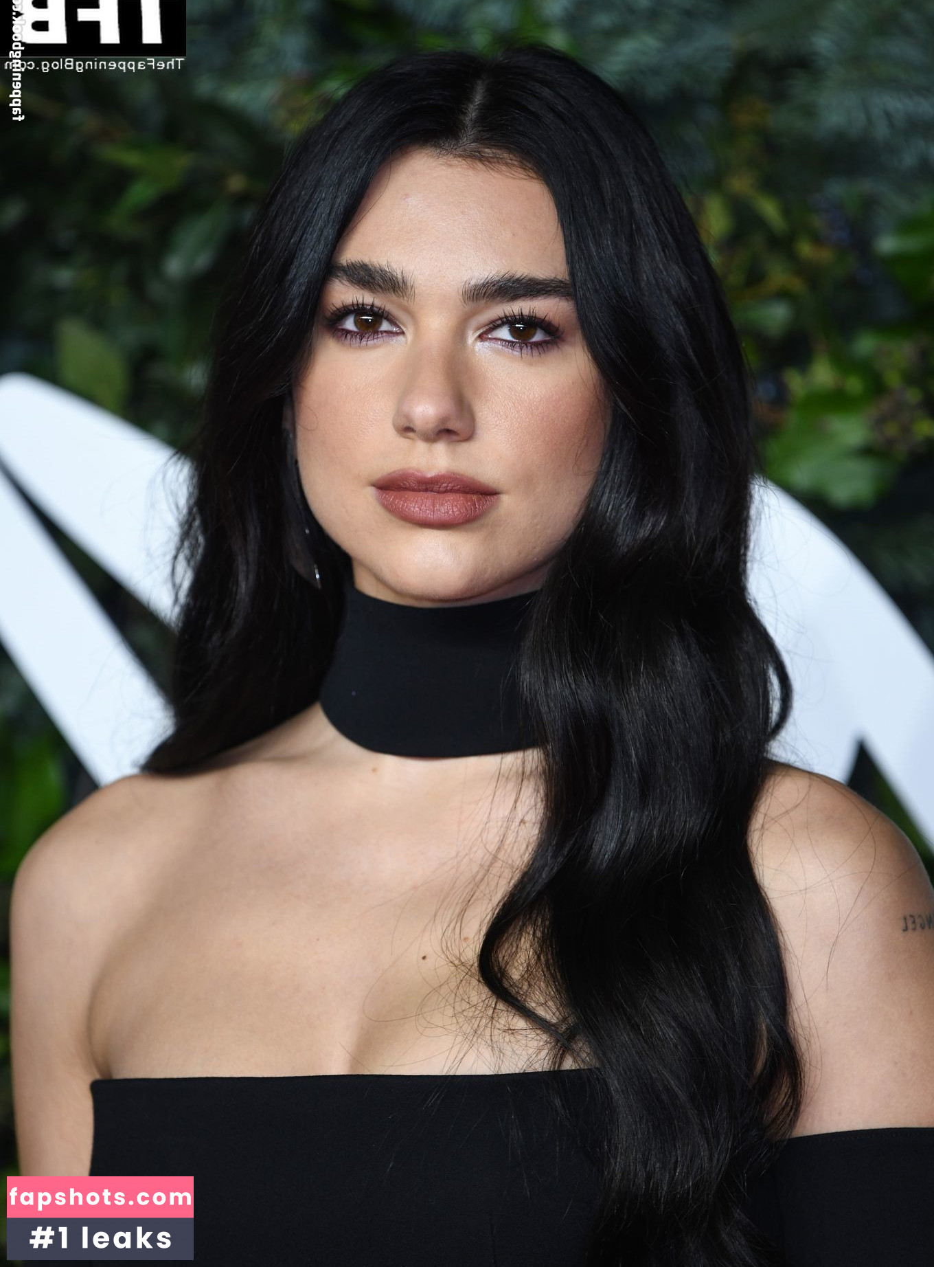 Dua Lipa gallery photo #5382