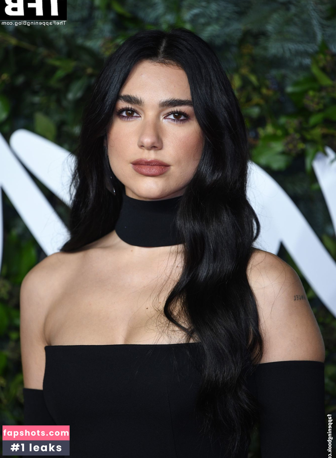 Dua Lipa gallery photo #5383