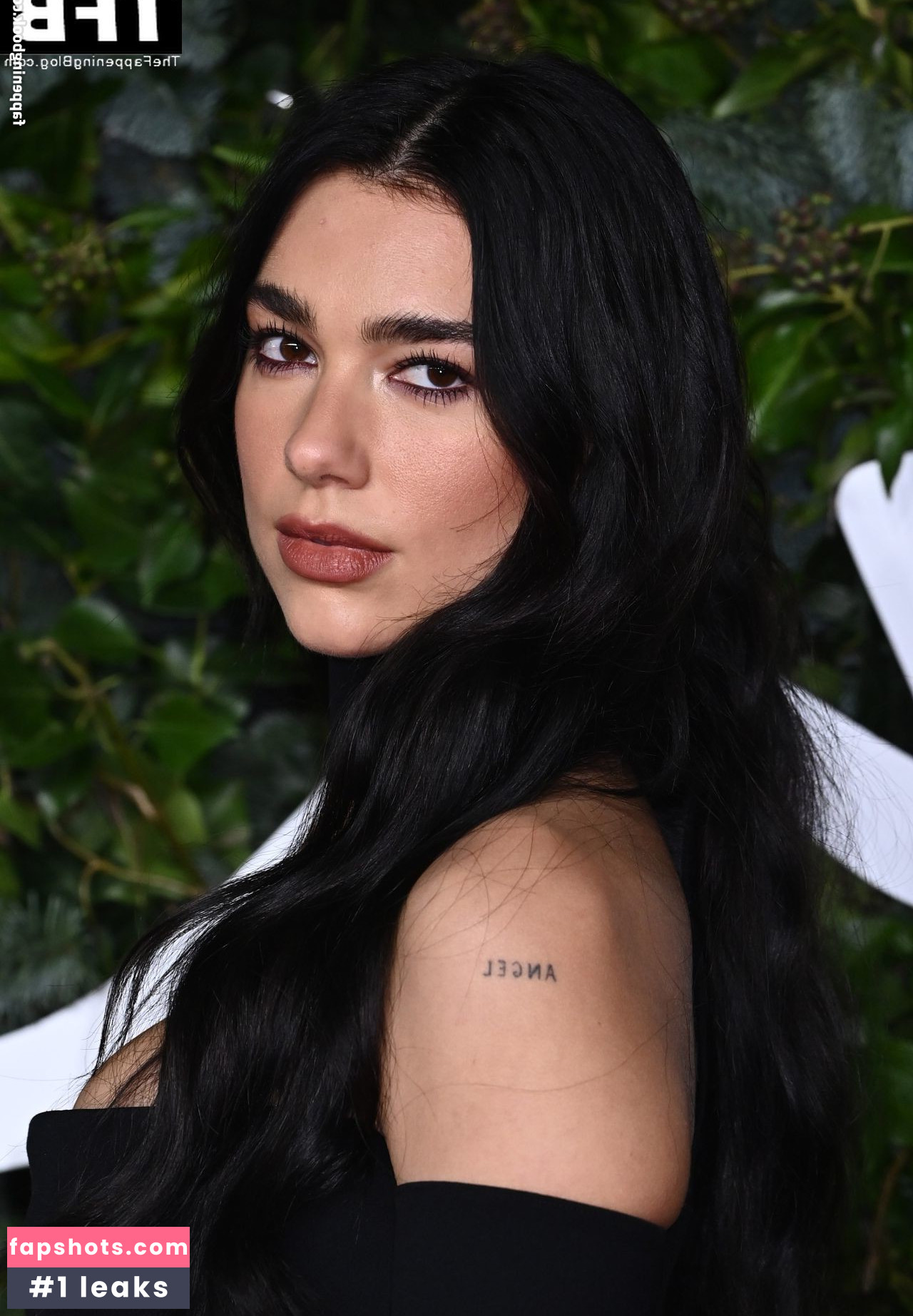 Dua Lipa gallery photo #5453