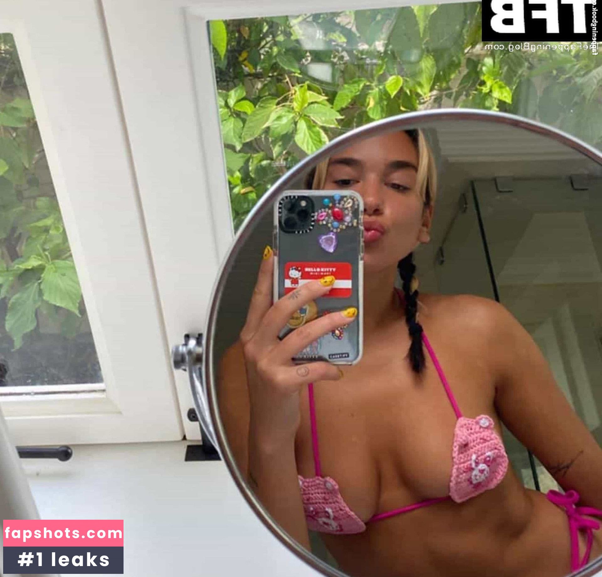 Dua Lipa gallery photo #5516