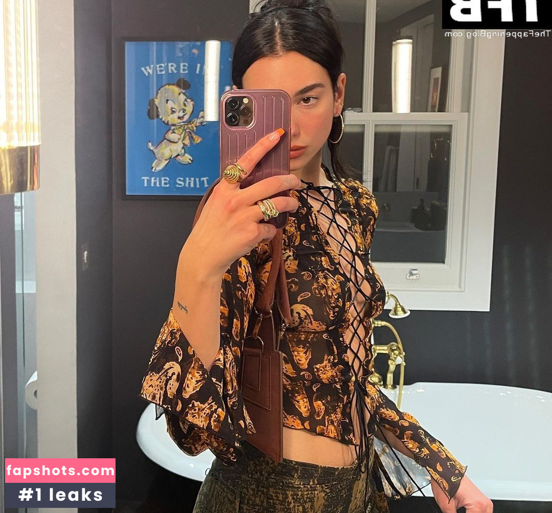 Dua Lipa gallery photo #5524