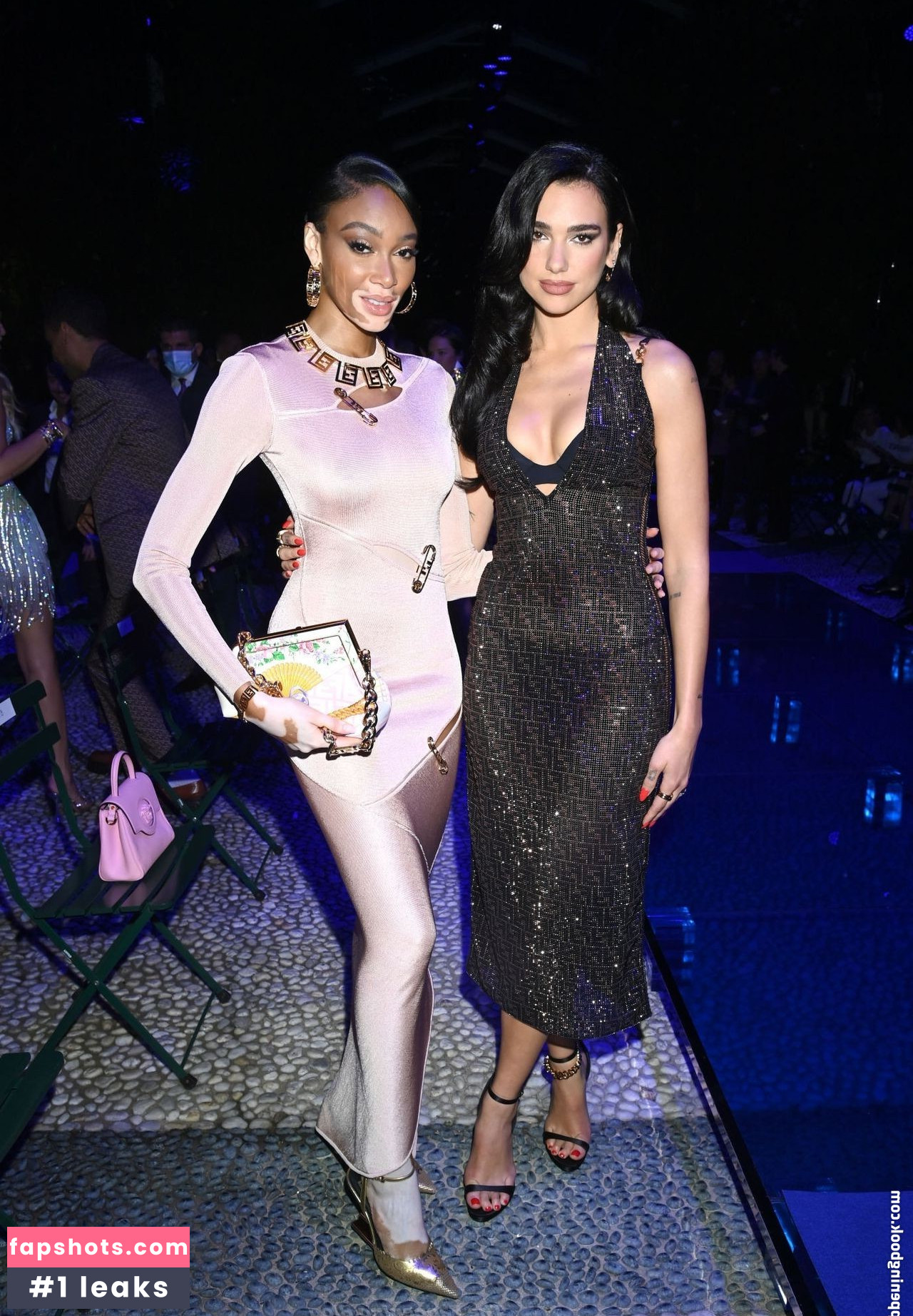 Dua Lipa gallery photo #5672