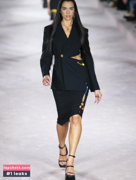 Dua Lipa gallery photo #5683