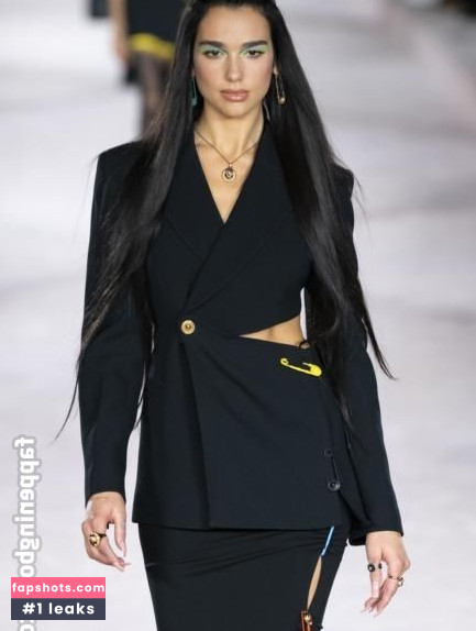 Dua Lipa gallery photo #5686