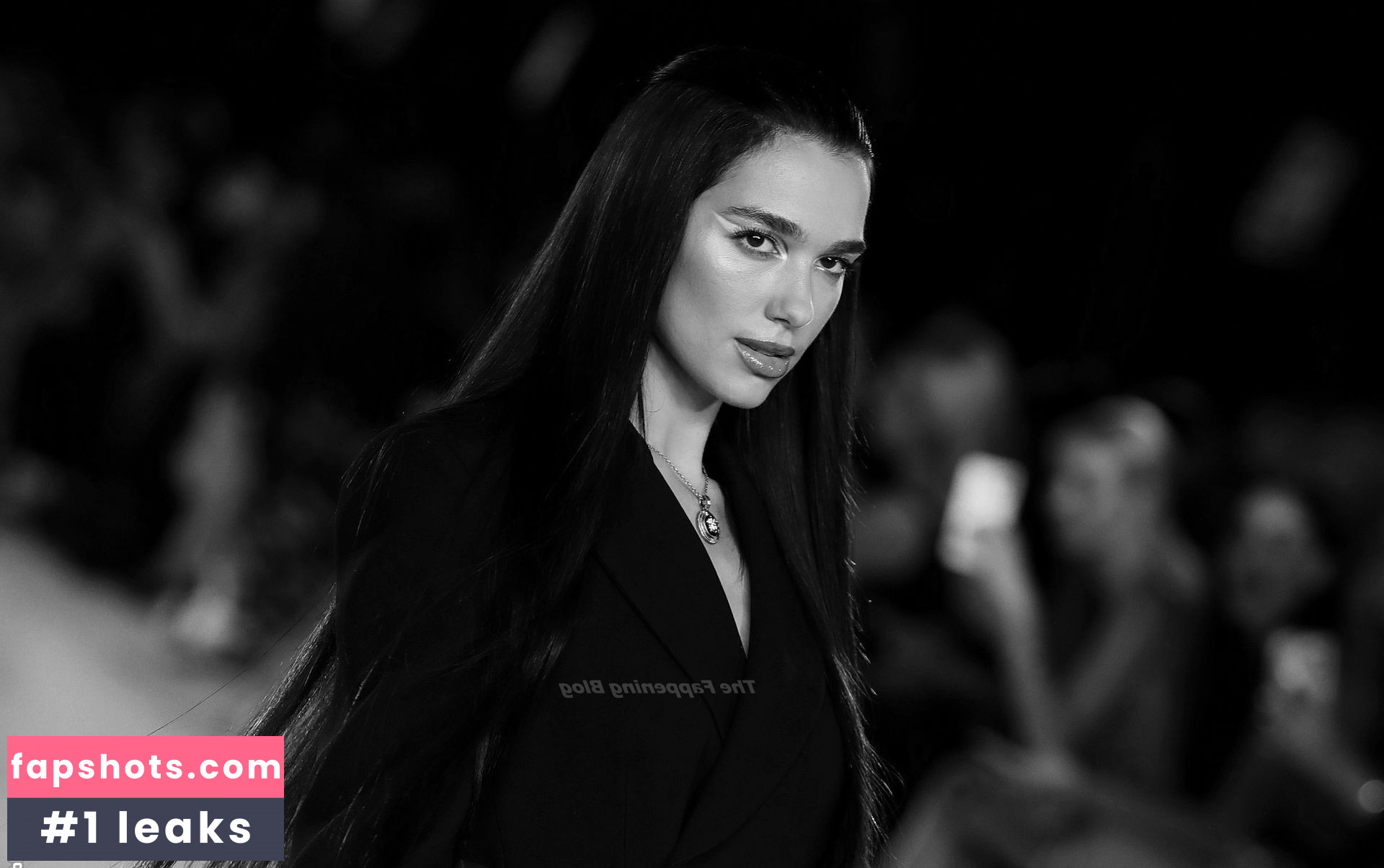 Dua Lipa gallery photo #5695