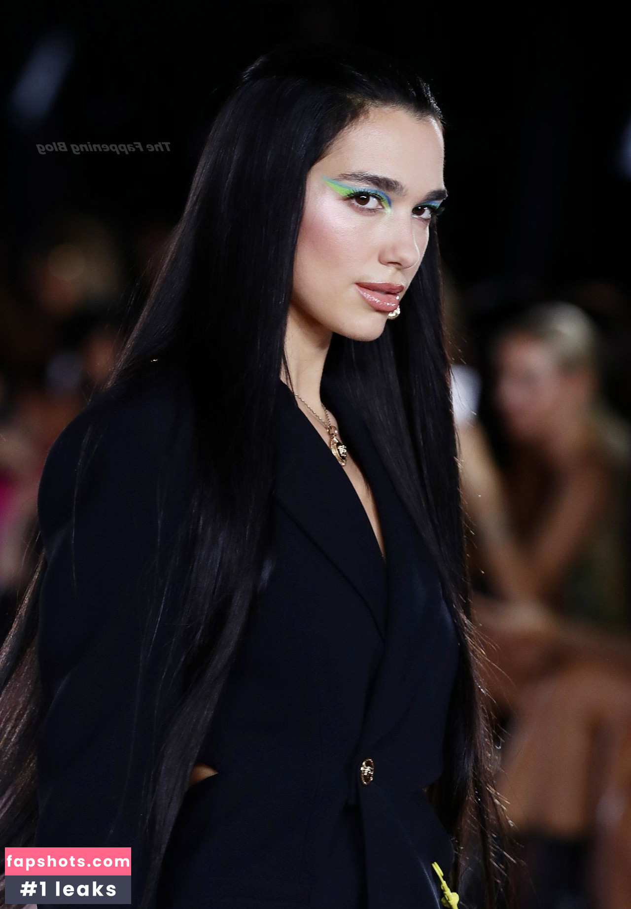 Dua Lipa gallery photo #5697