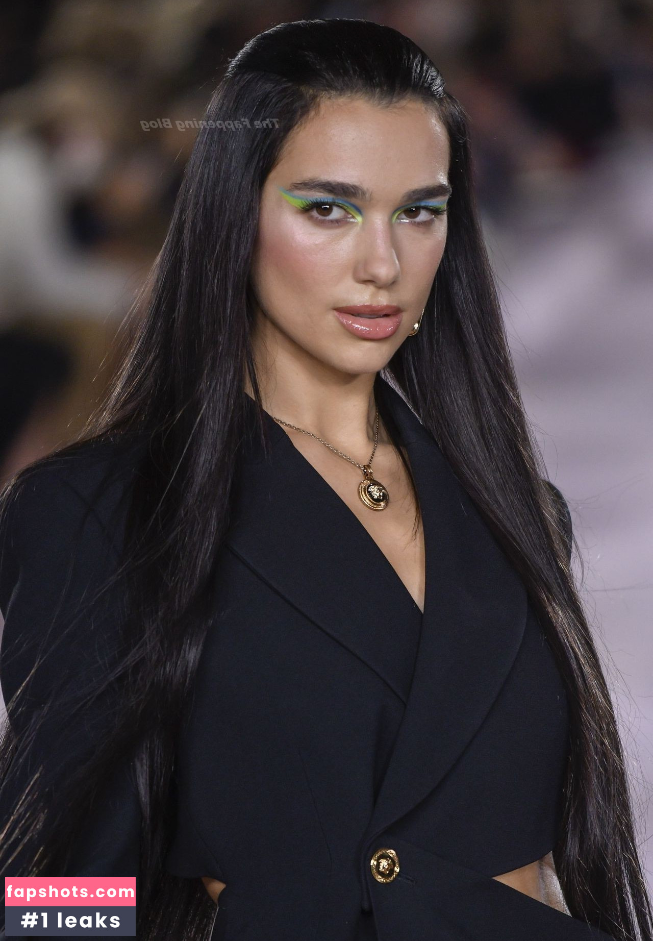 Dua Lipa gallery photo #5699