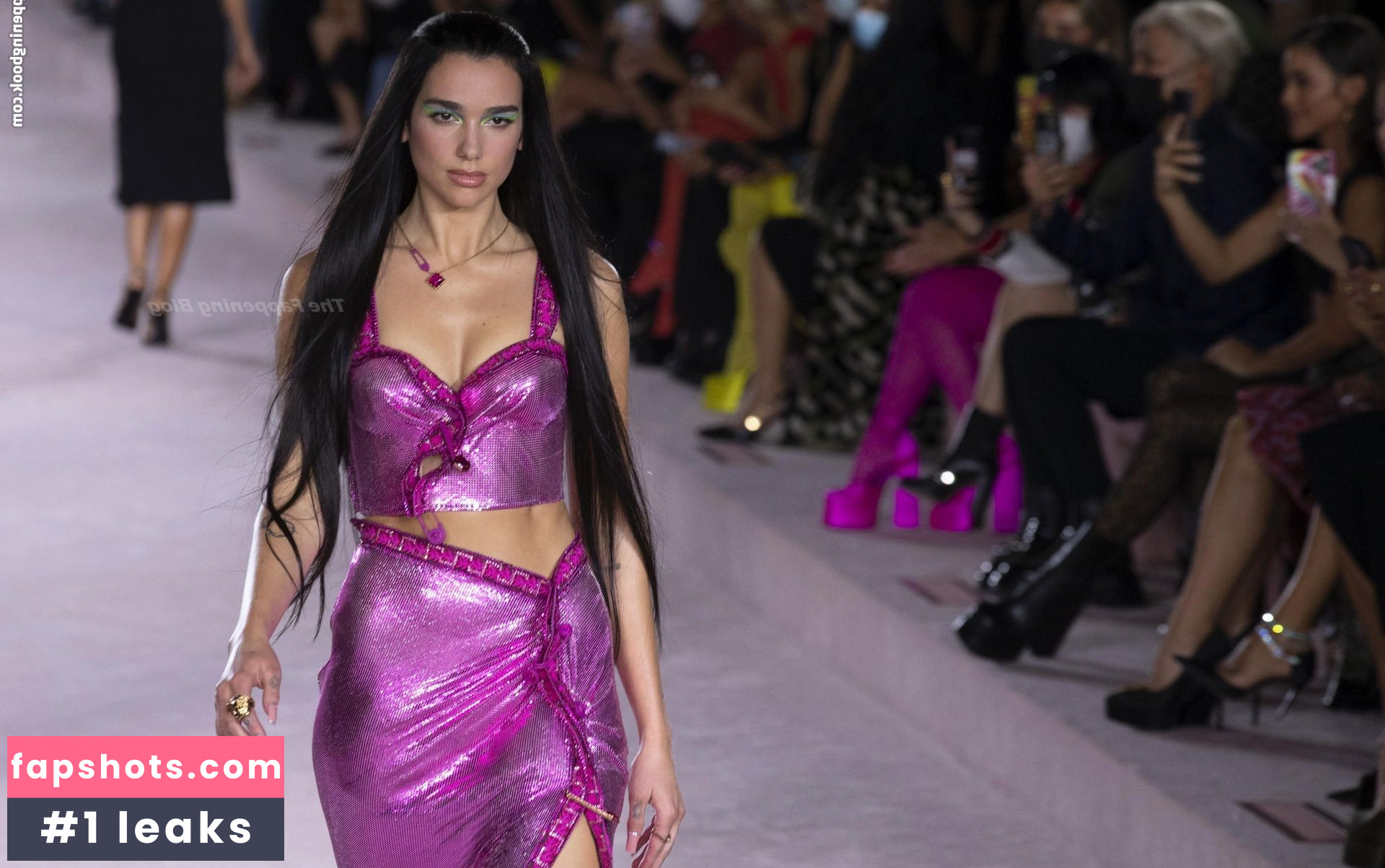 Dua Lipa gallery photo #5718