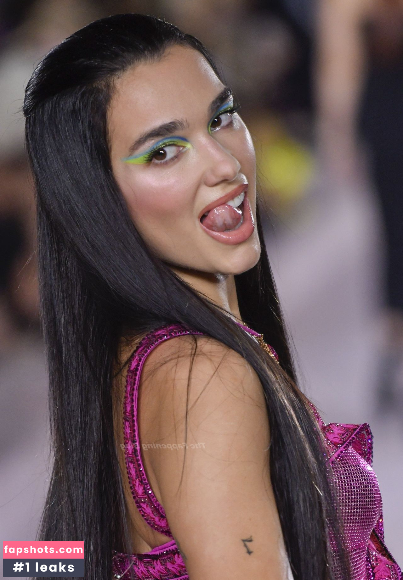 Dua Lipa gallery photo #5732