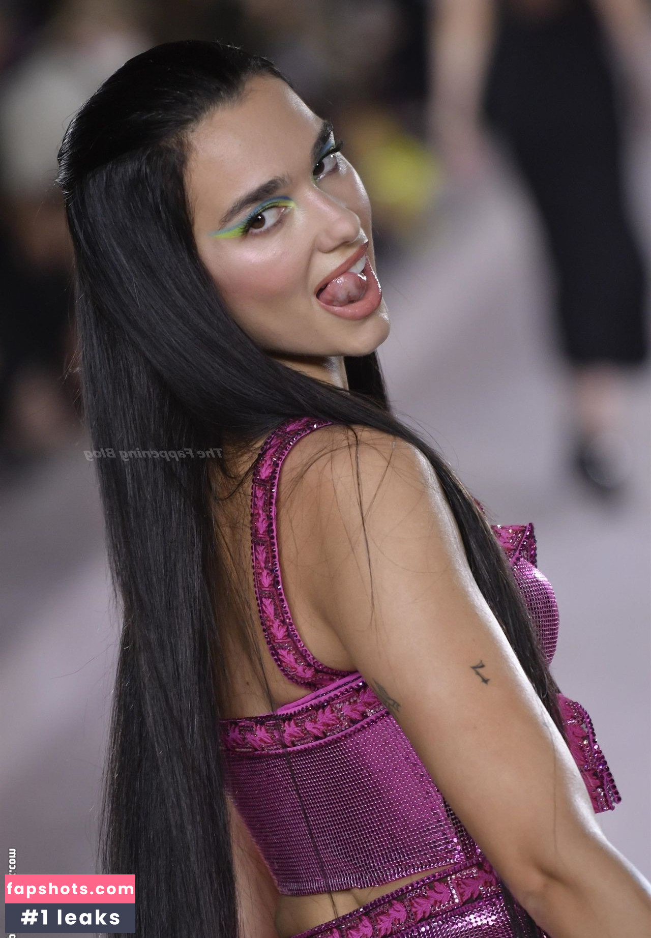 Dua Lipa gallery photo #5733