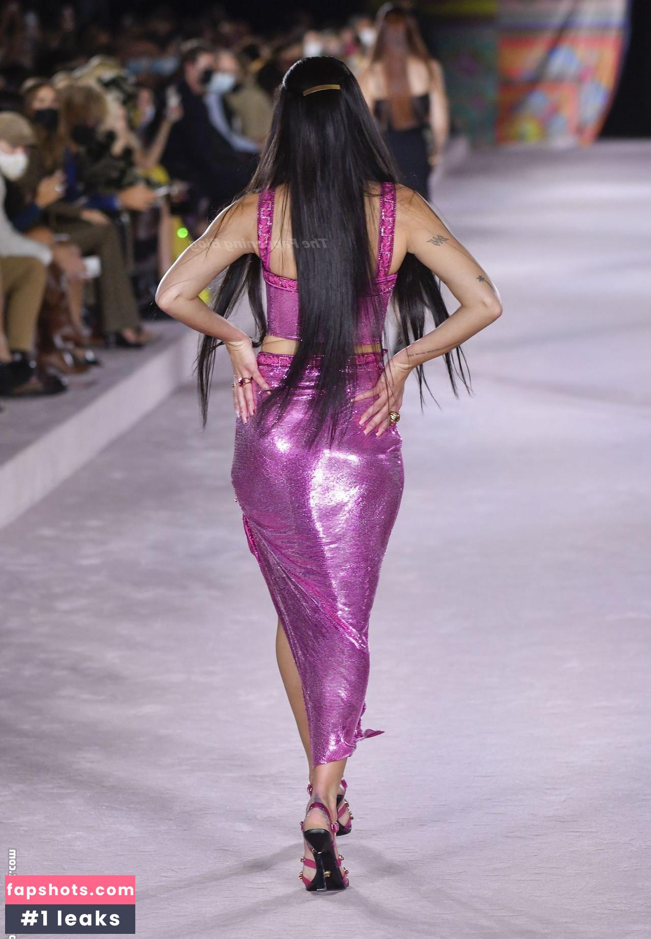 Dua Lipa gallery photo #5754