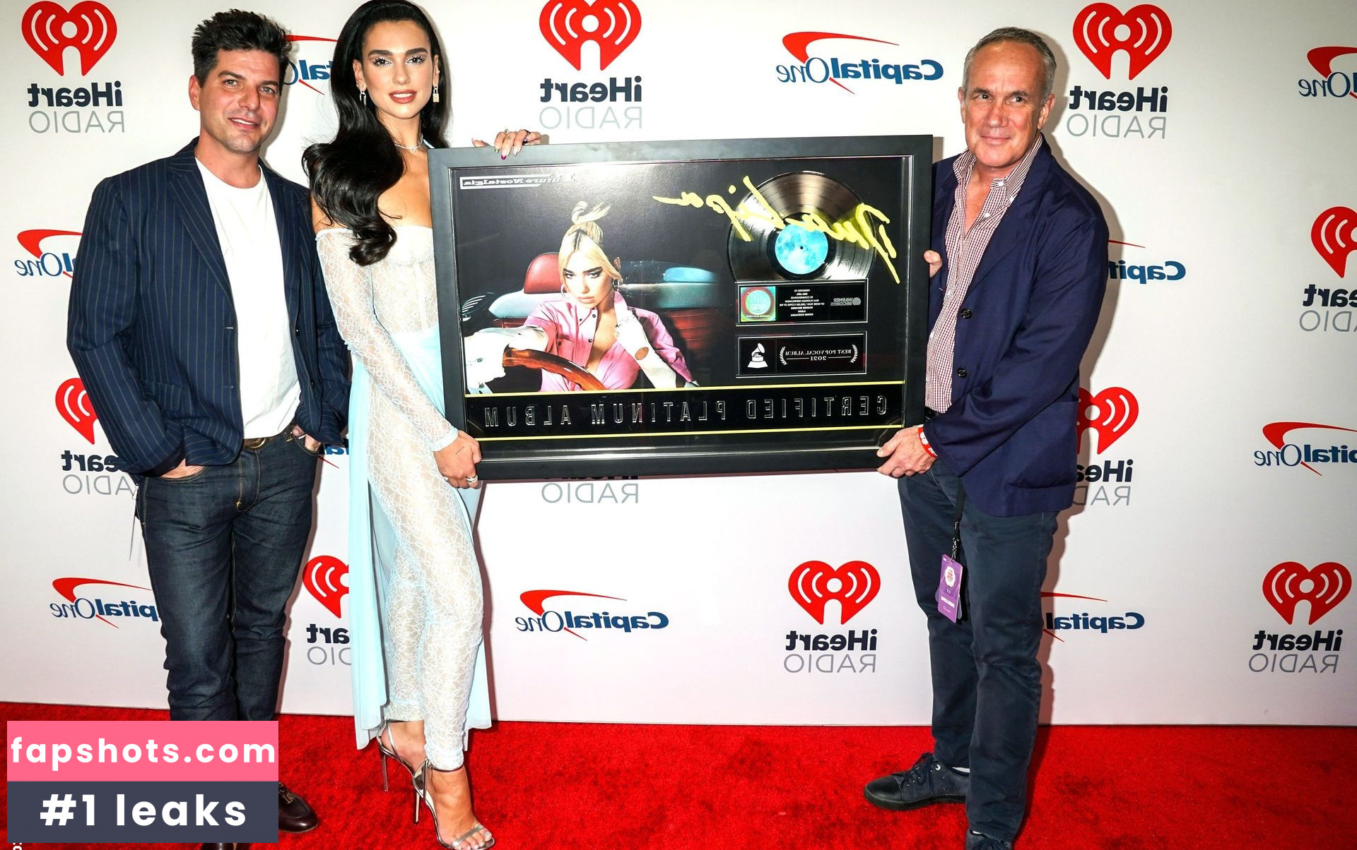 Dua Lipa gallery photo #5813