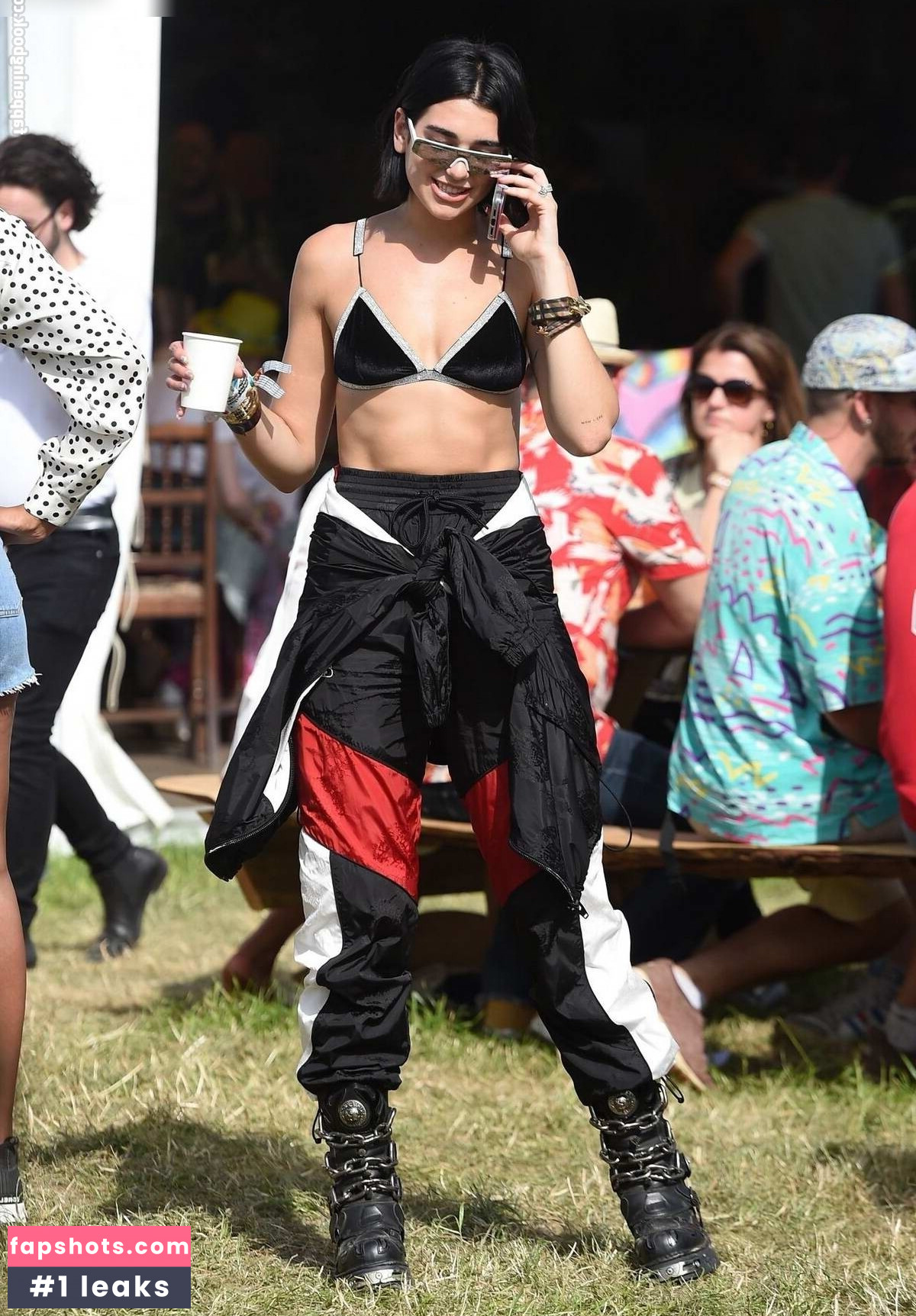 Dua Lipa gallery photo #585