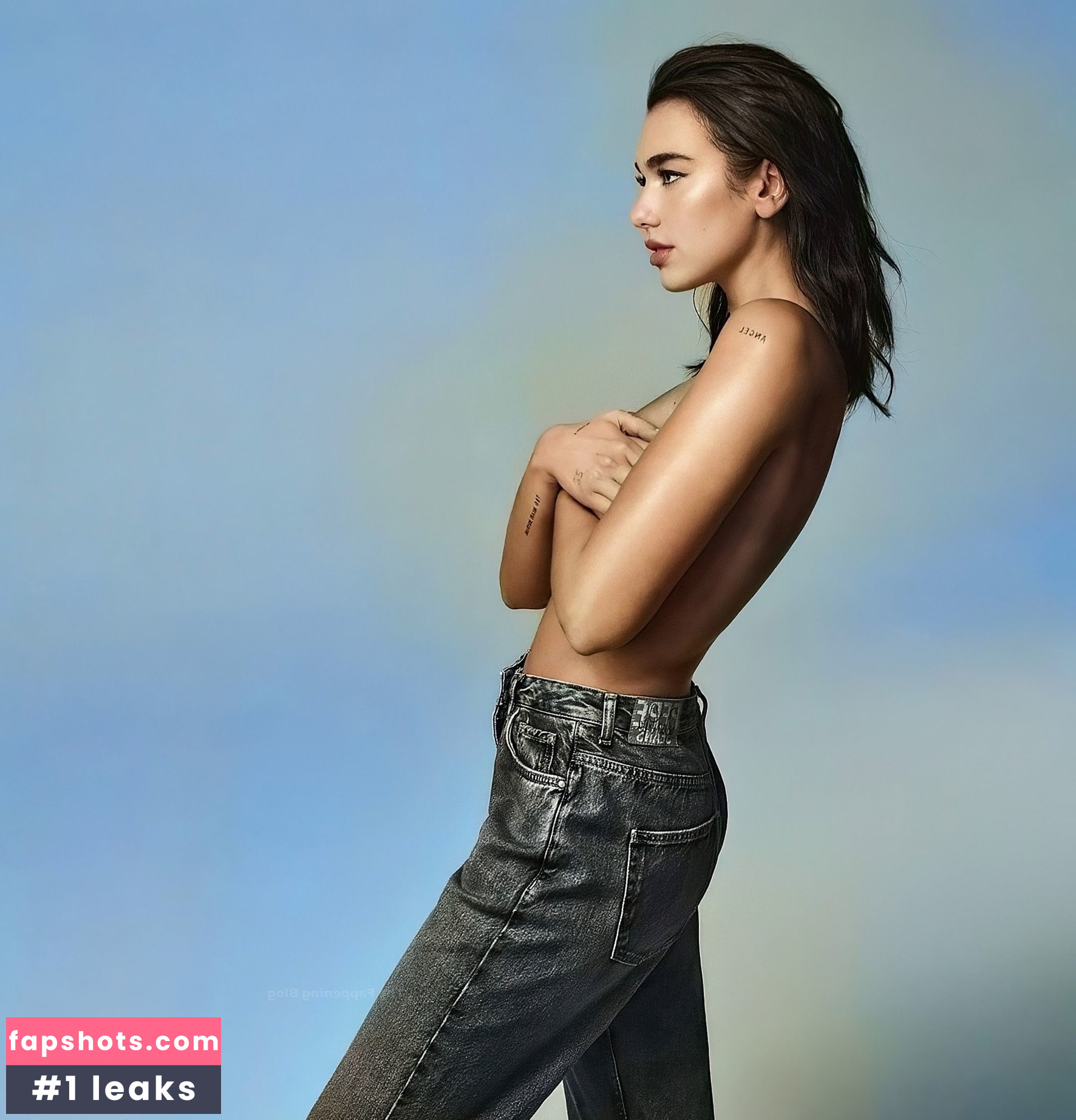 Dua Lipa gallery photo #5906