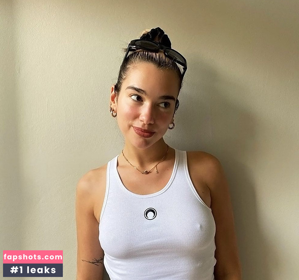 Dua Lipa gallery photo #5913