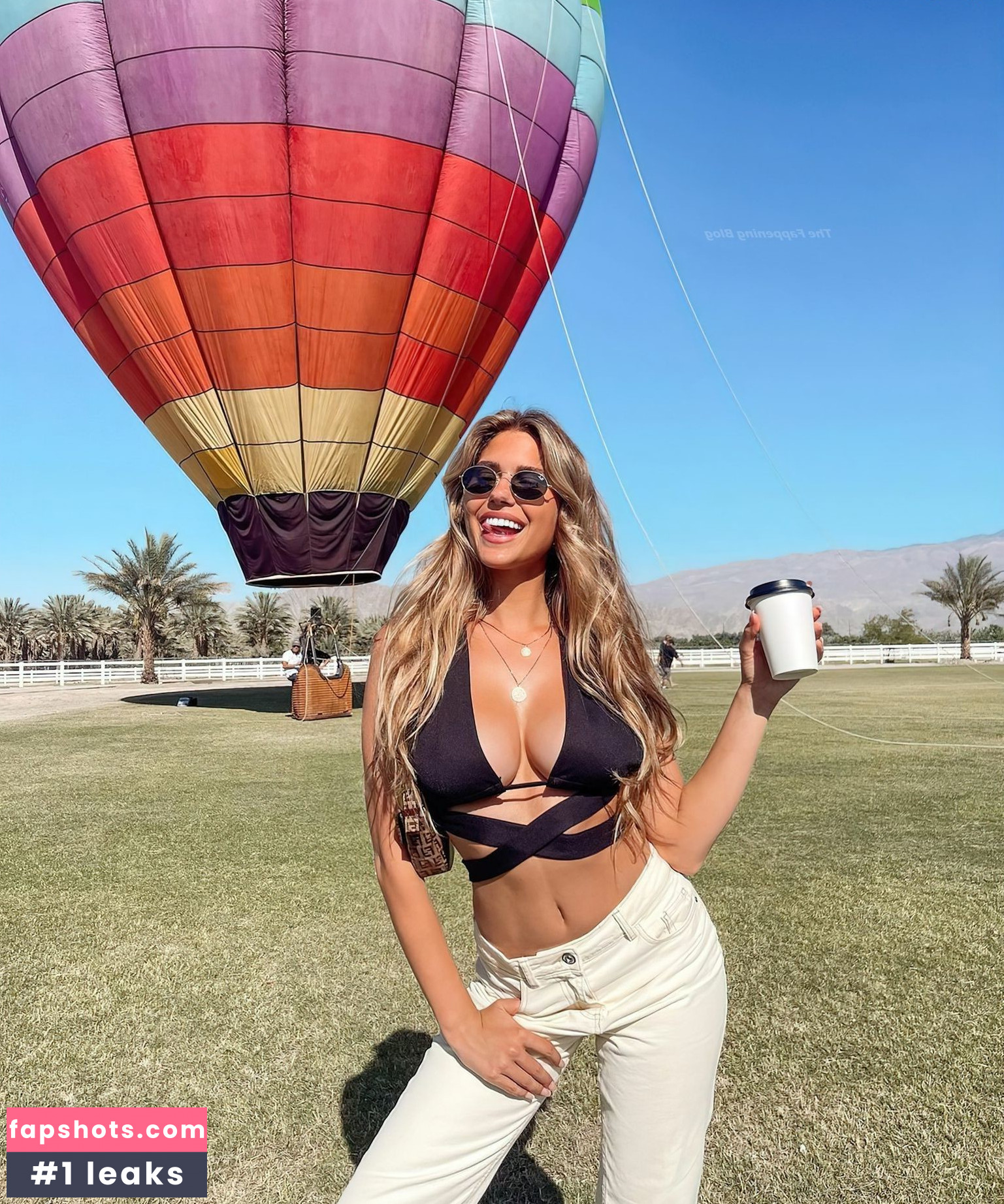 Dua Lipa gallery photo #5996