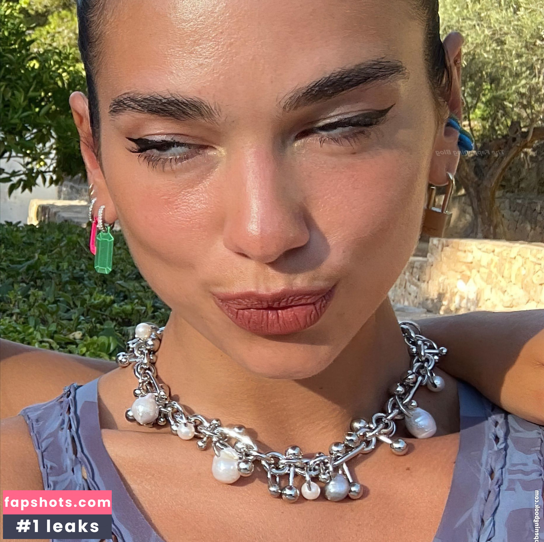 Dua Lipa gallery photo #6005