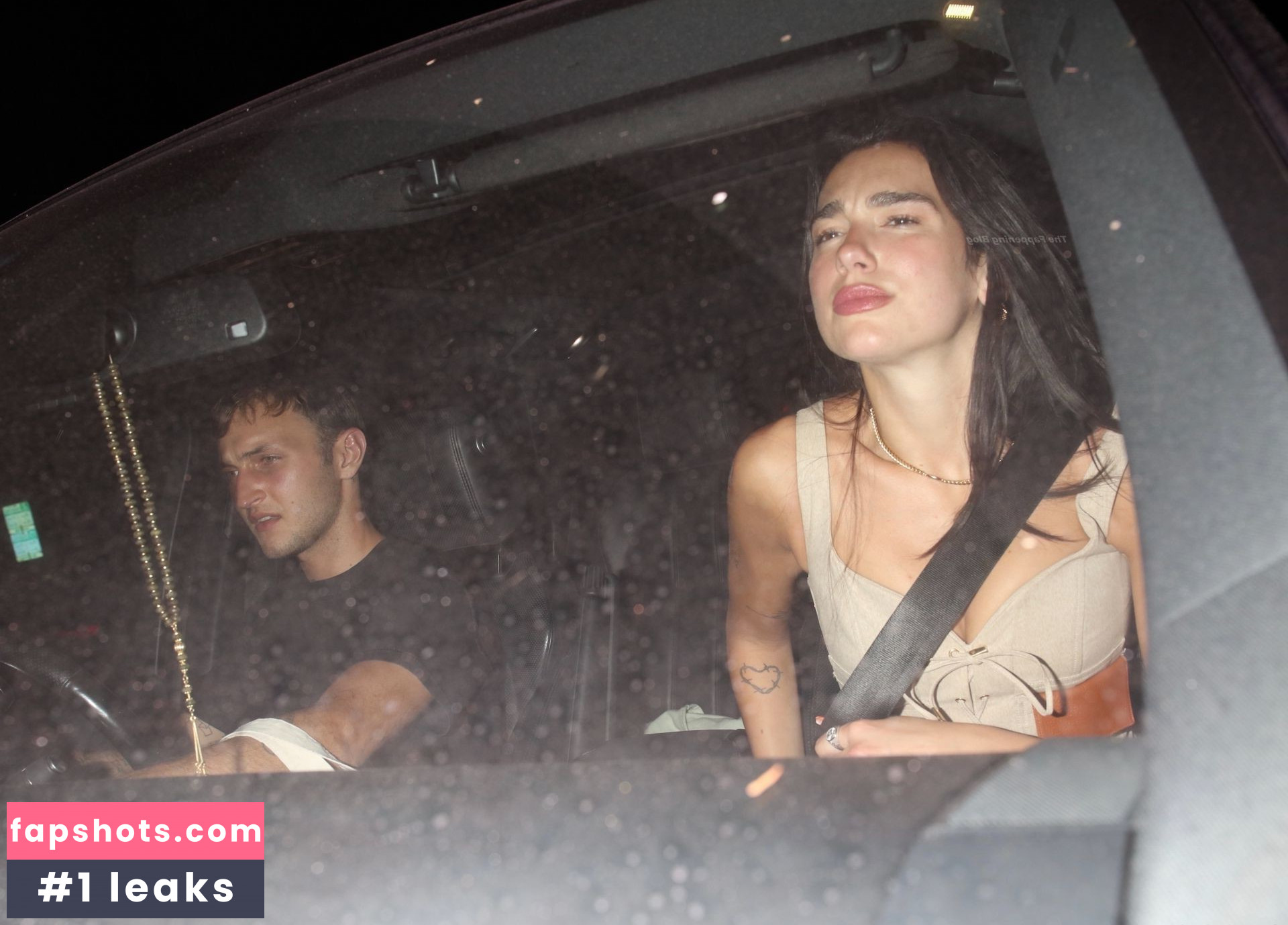 Dua Lipa gallery photo #6077