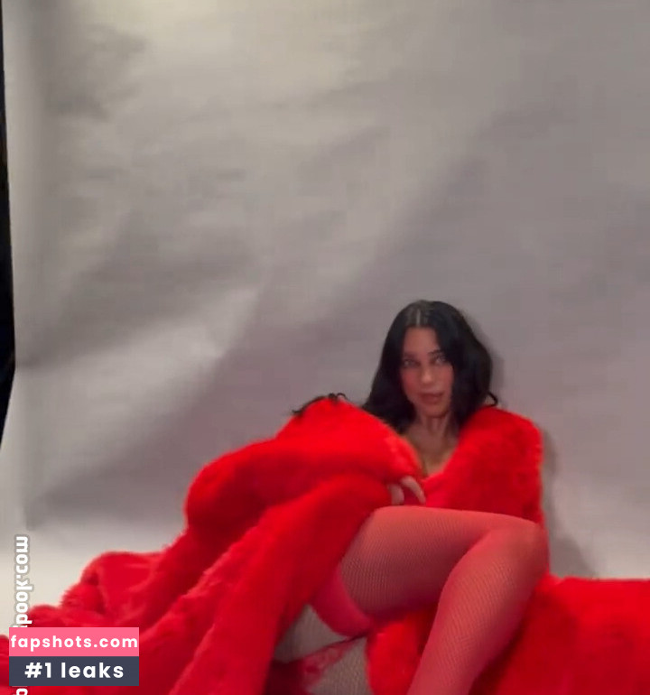 Dua Lipa gallery photo #610