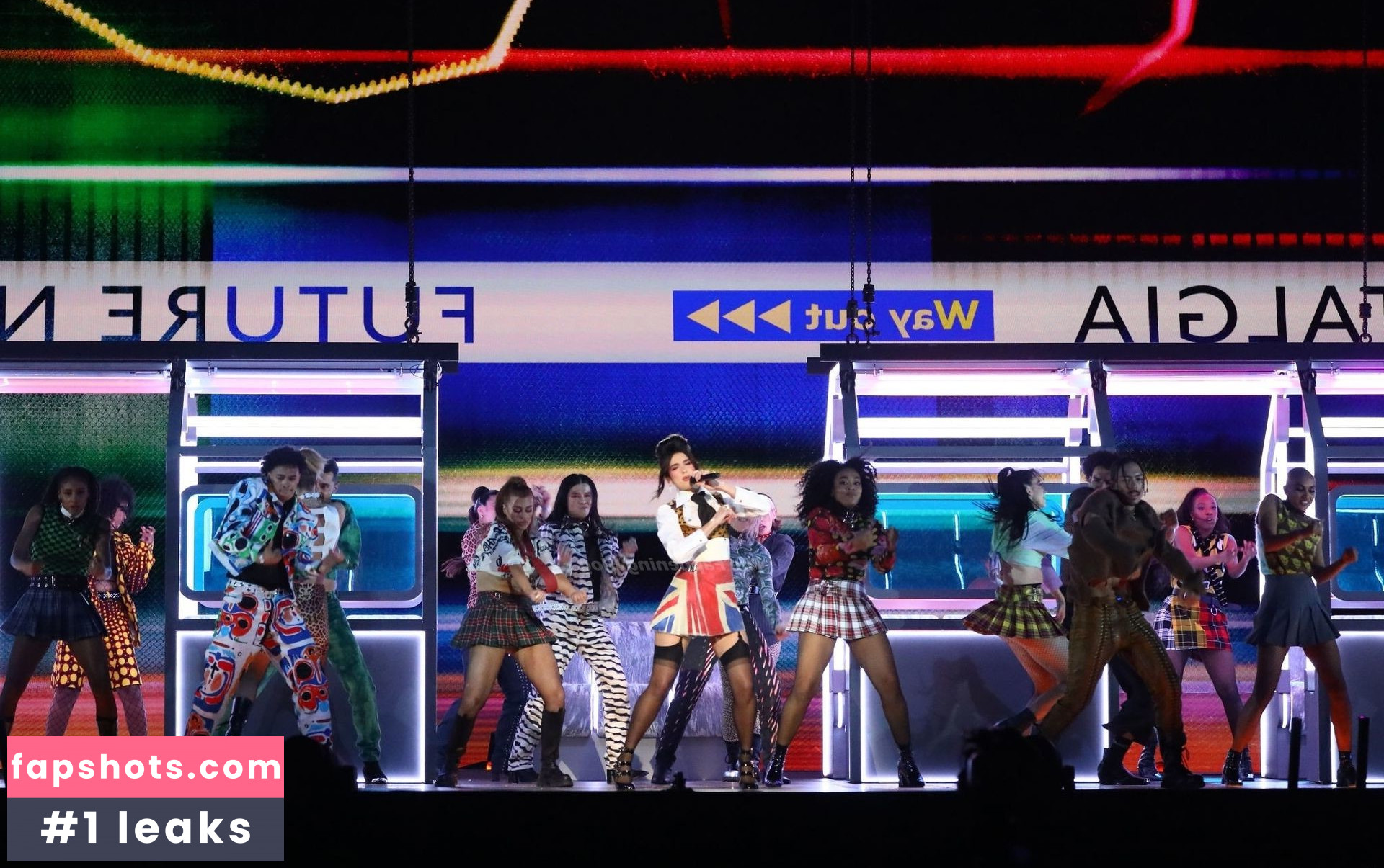 Dua Lipa gallery photo #6253