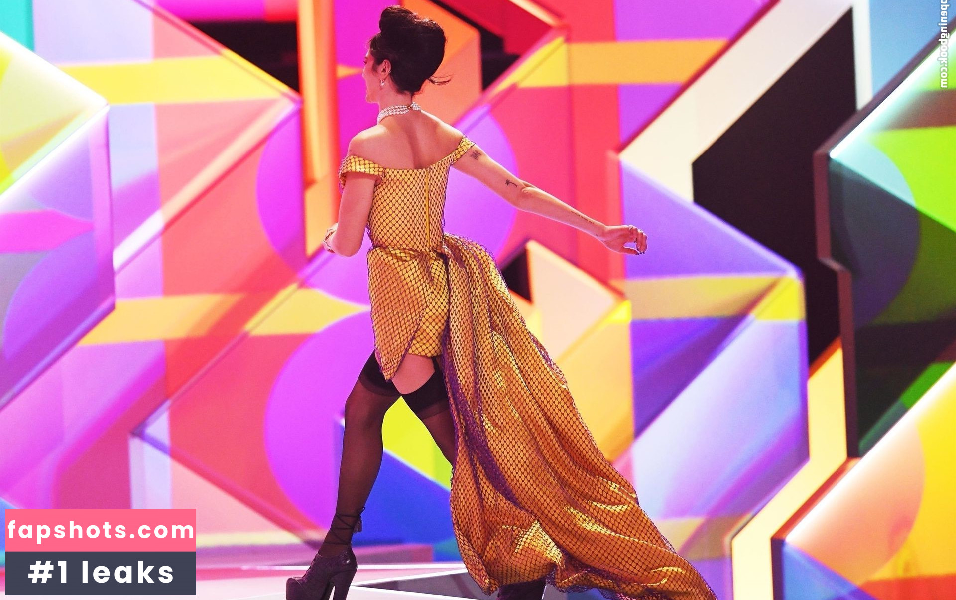 Dua Lipa gallery photo #6305