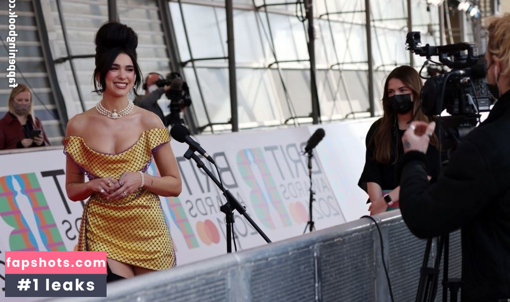 Dua Lipa gallery photo #6390