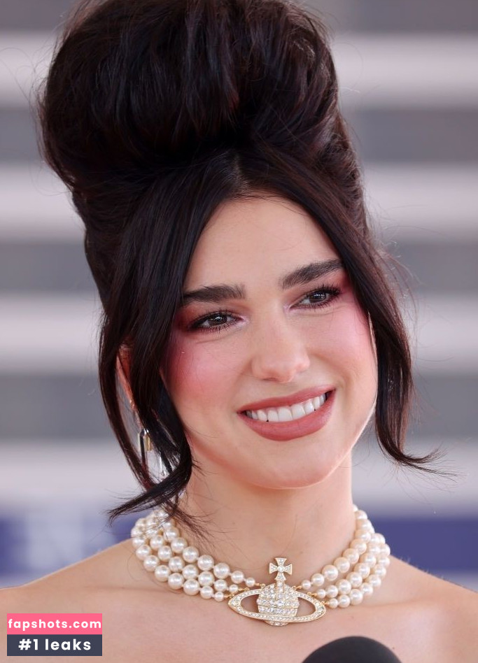 Dua Lipa gallery photo #6393
