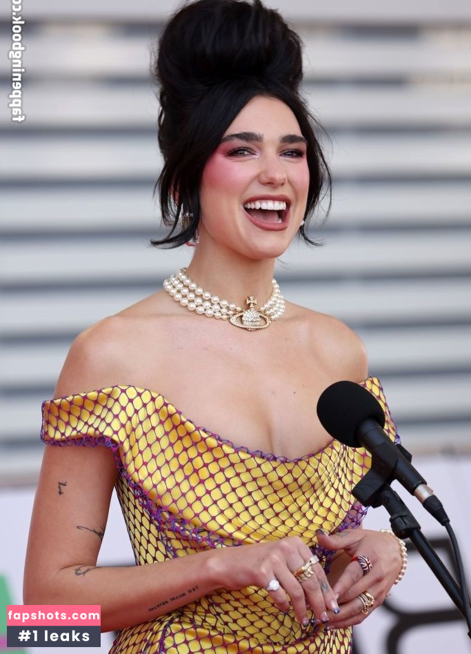 Dua Lipa gallery photo #6400