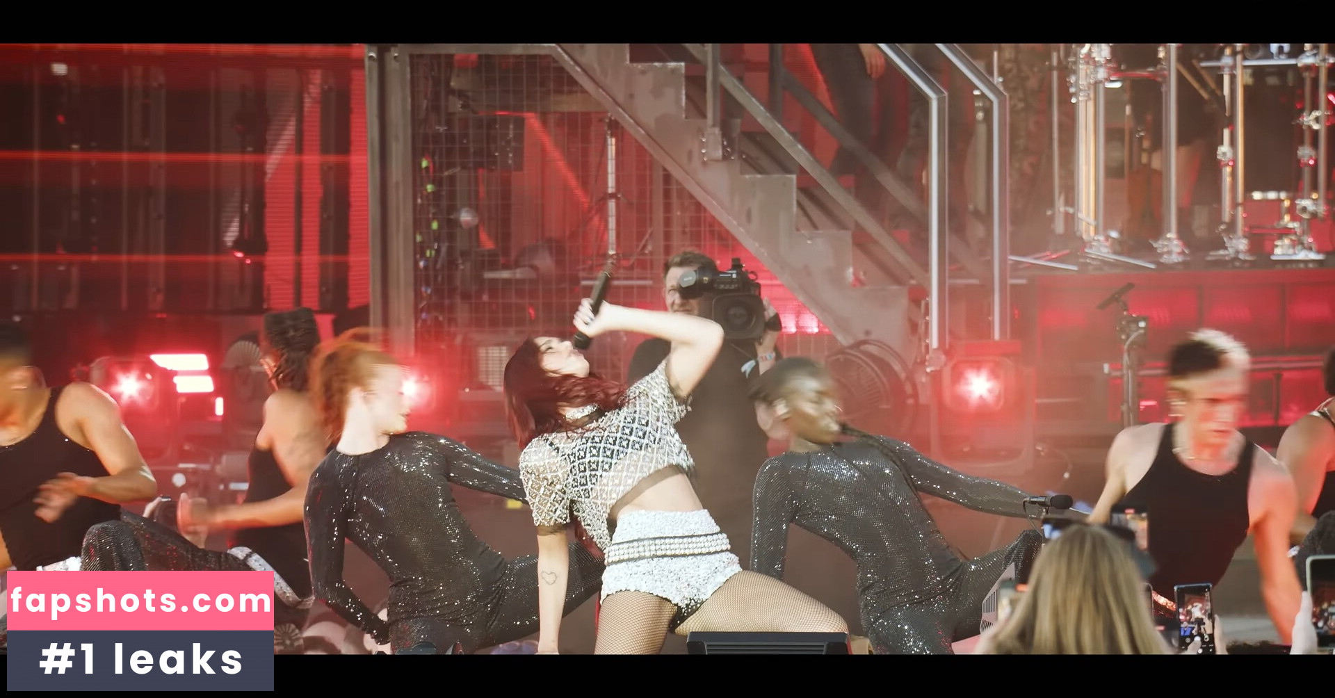 Dua Lipa gallery photo #65