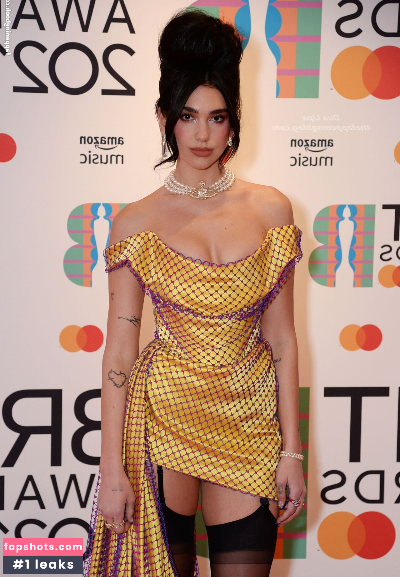 Dua Lipa gallery photo #6454