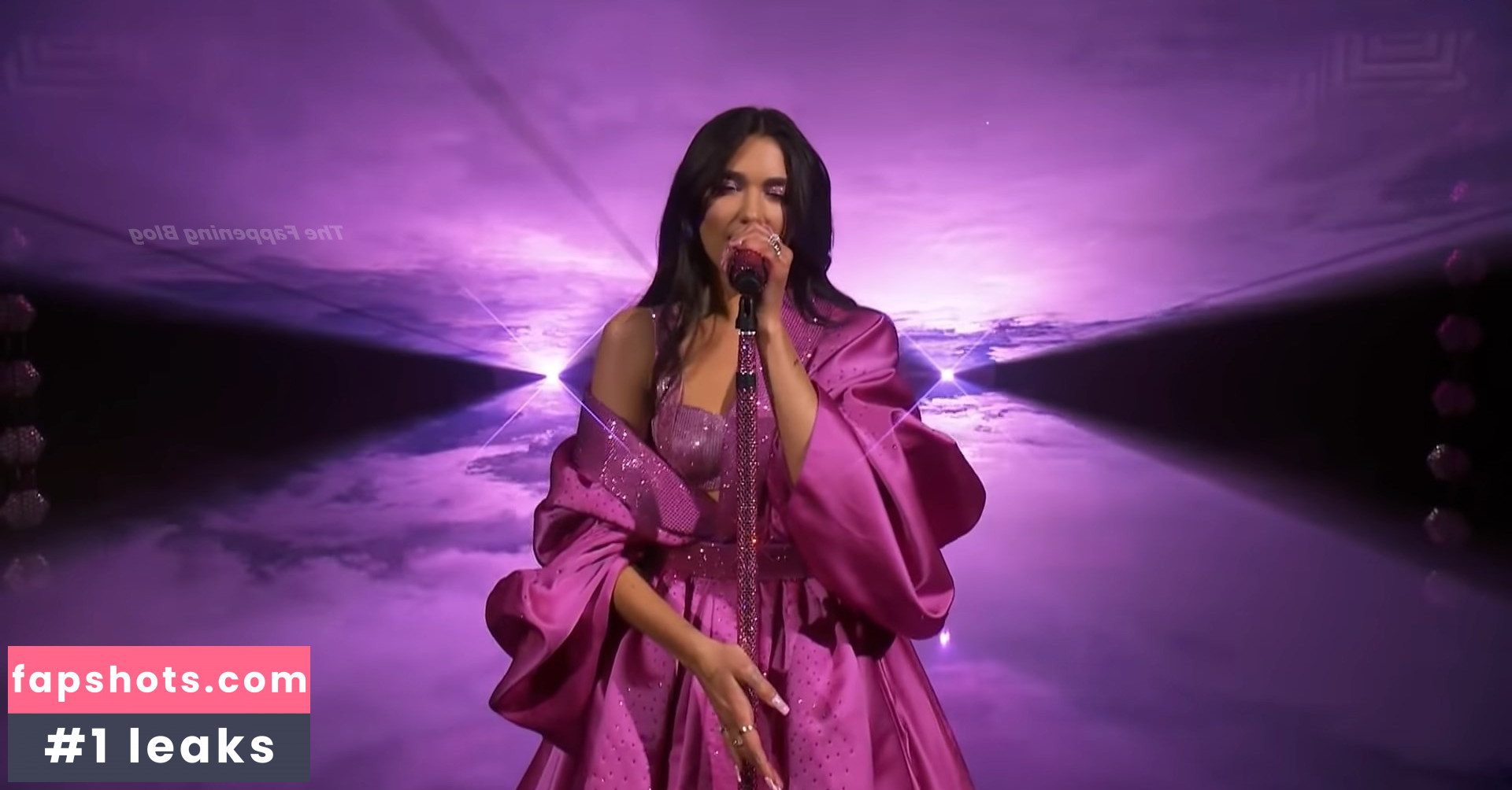 Dua Lipa gallery photo #6477