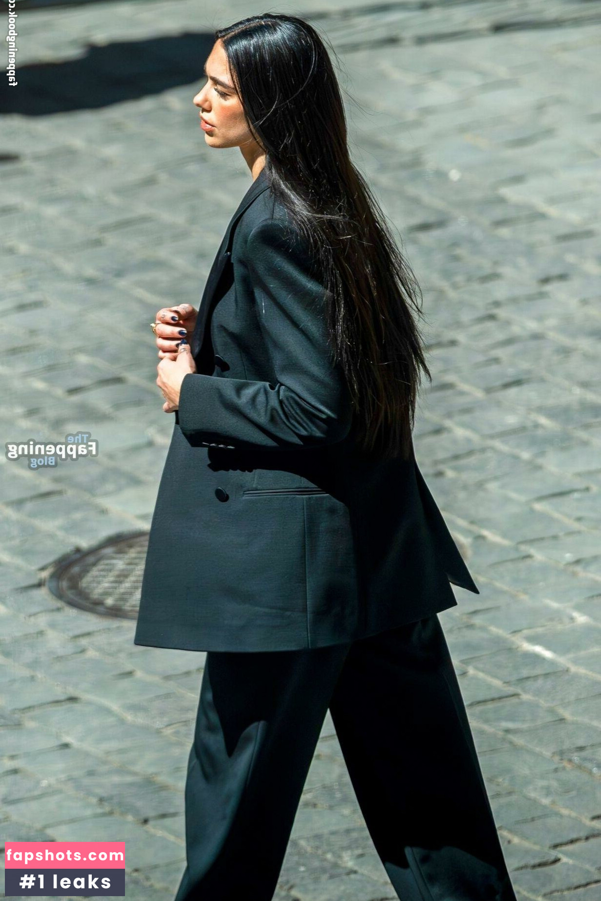 Dua Lipa gallery photo #652