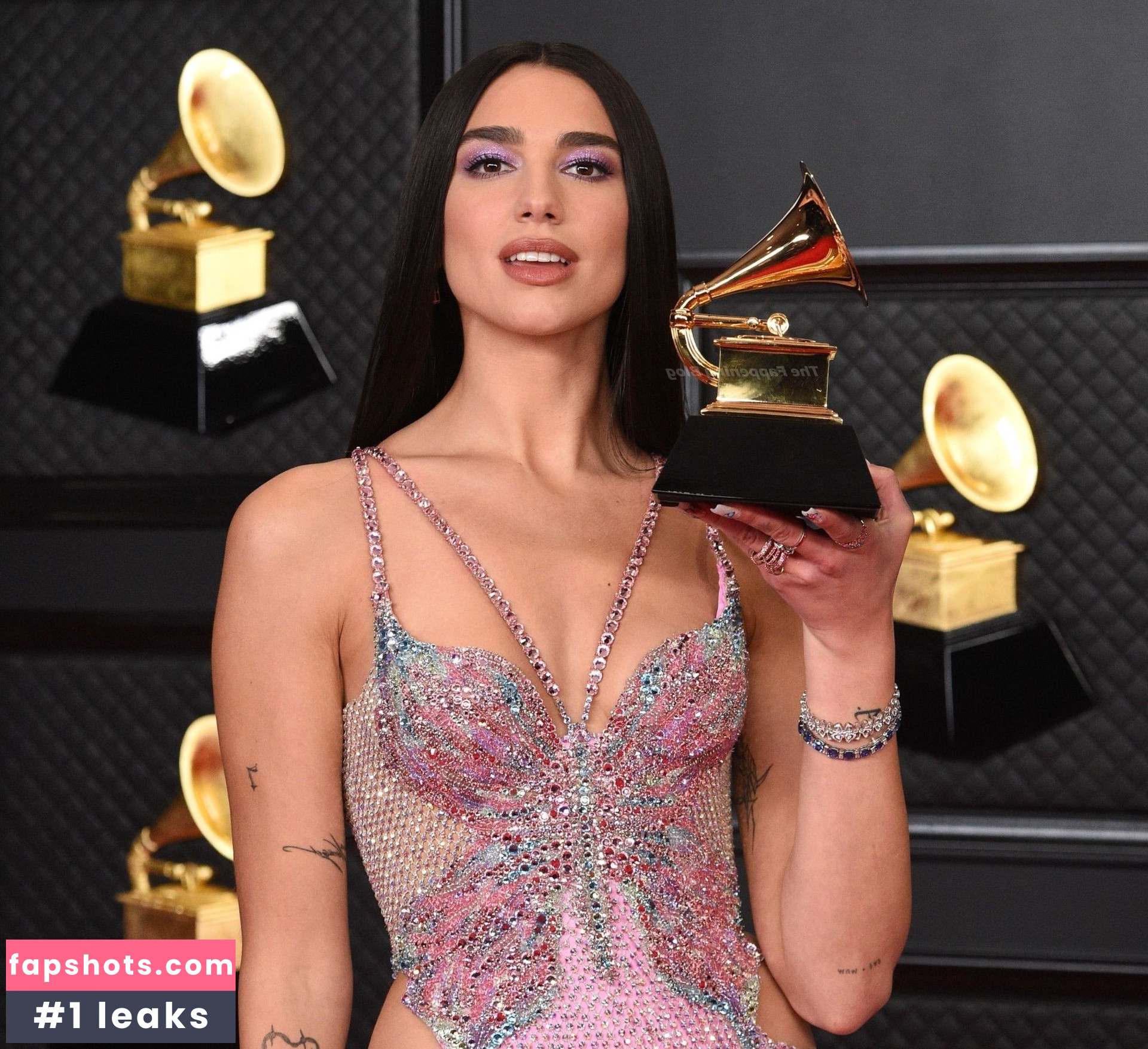 Dua Lipa gallery photo #6515