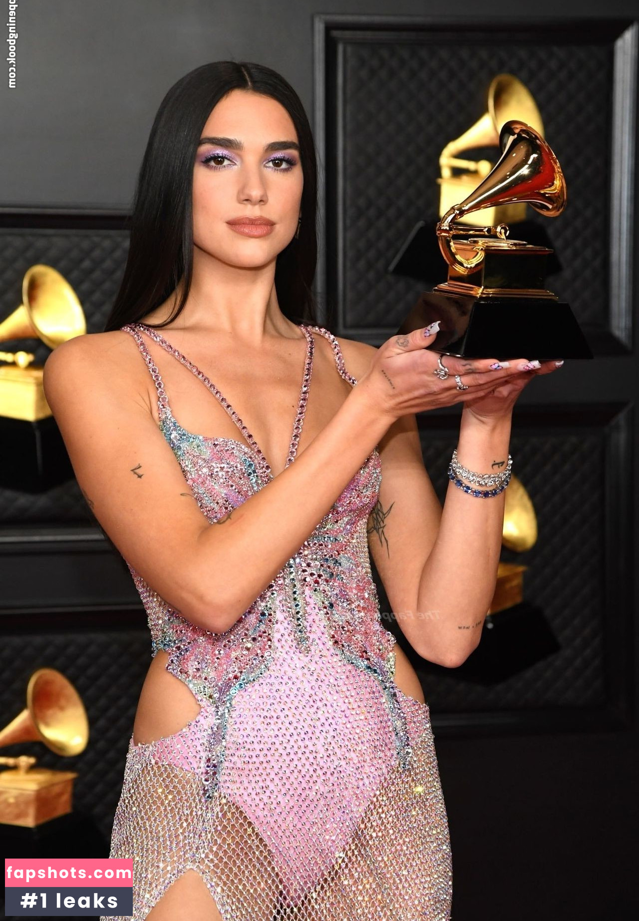 Dua Lipa gallery photo #6526
