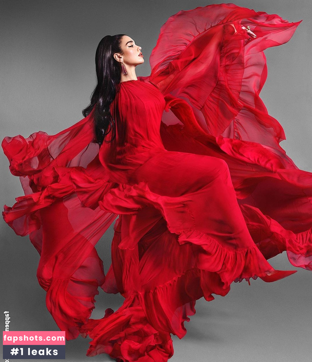 Dua Lipa gallery photo #6547