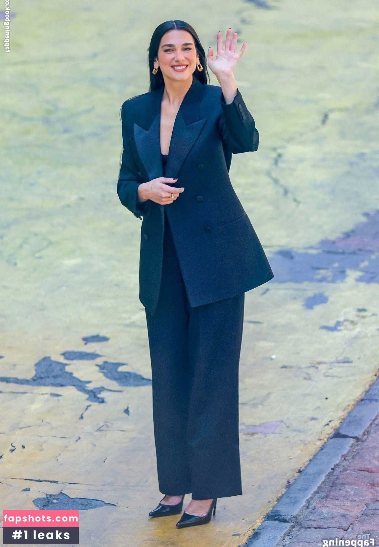 Dua Lipa gallery photo #658