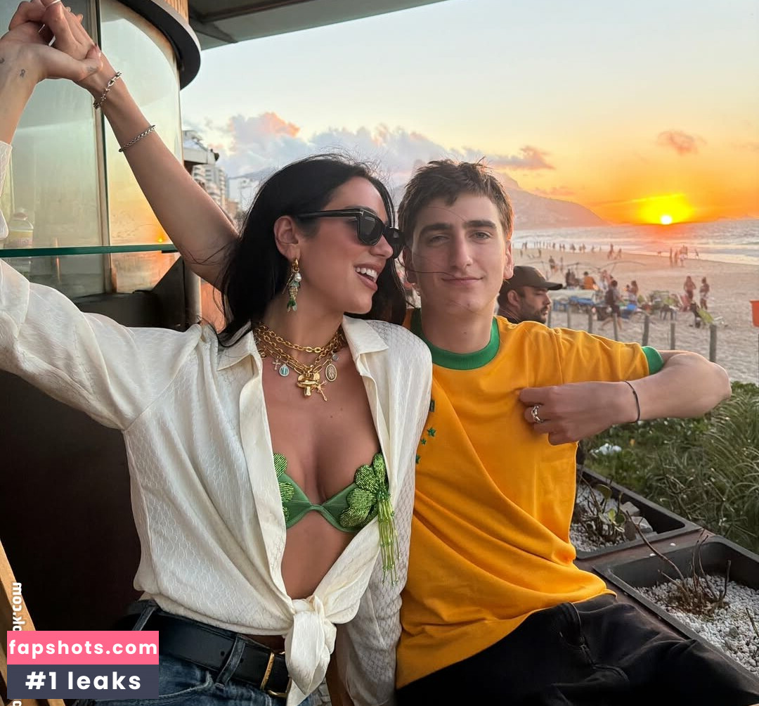 Dua Lipa gallery photo #67