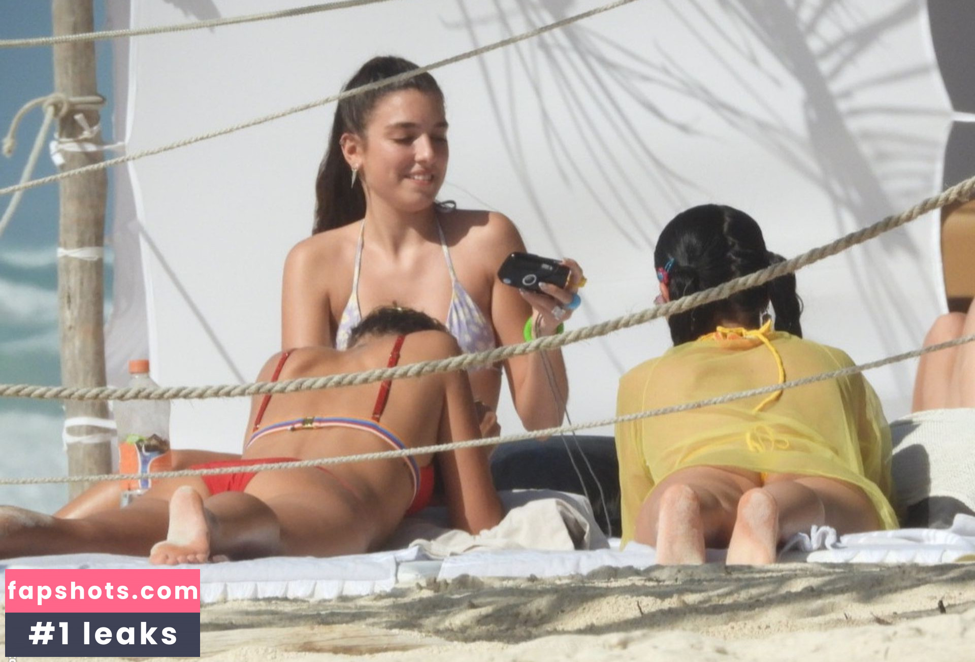 Dua Lipa gallery photo #6626