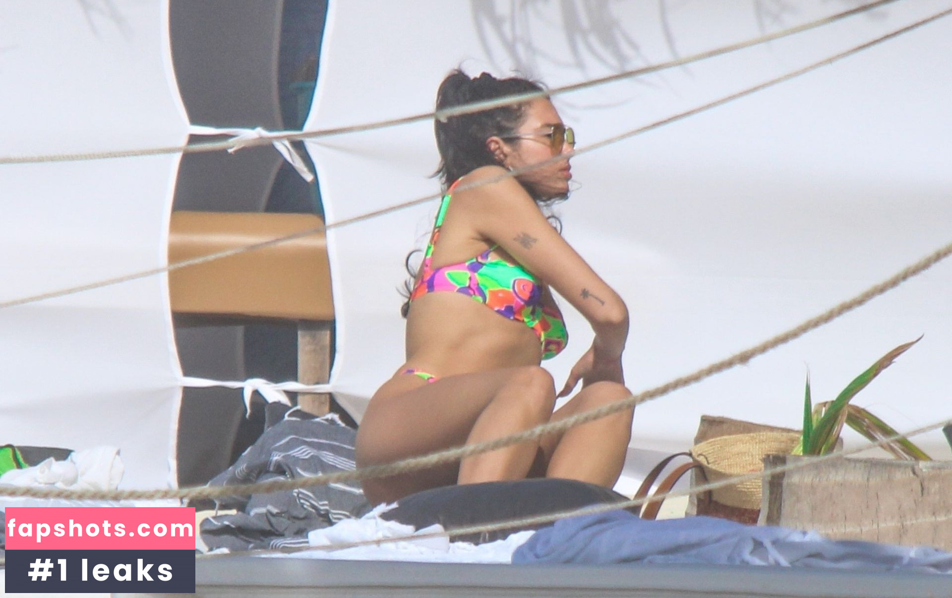 Dua Lipa gallery photo #6658