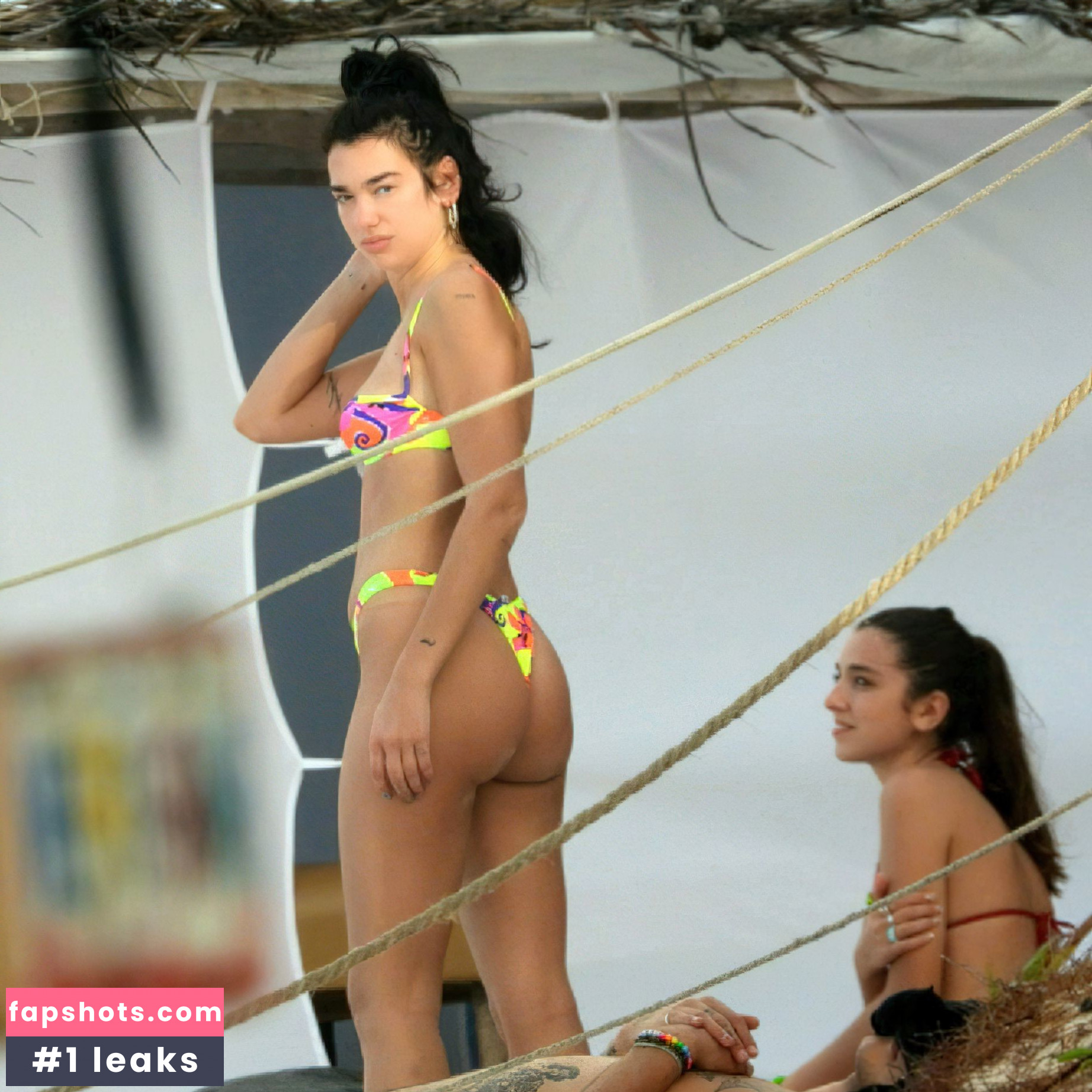 Dua Lipa gallery photo #6709