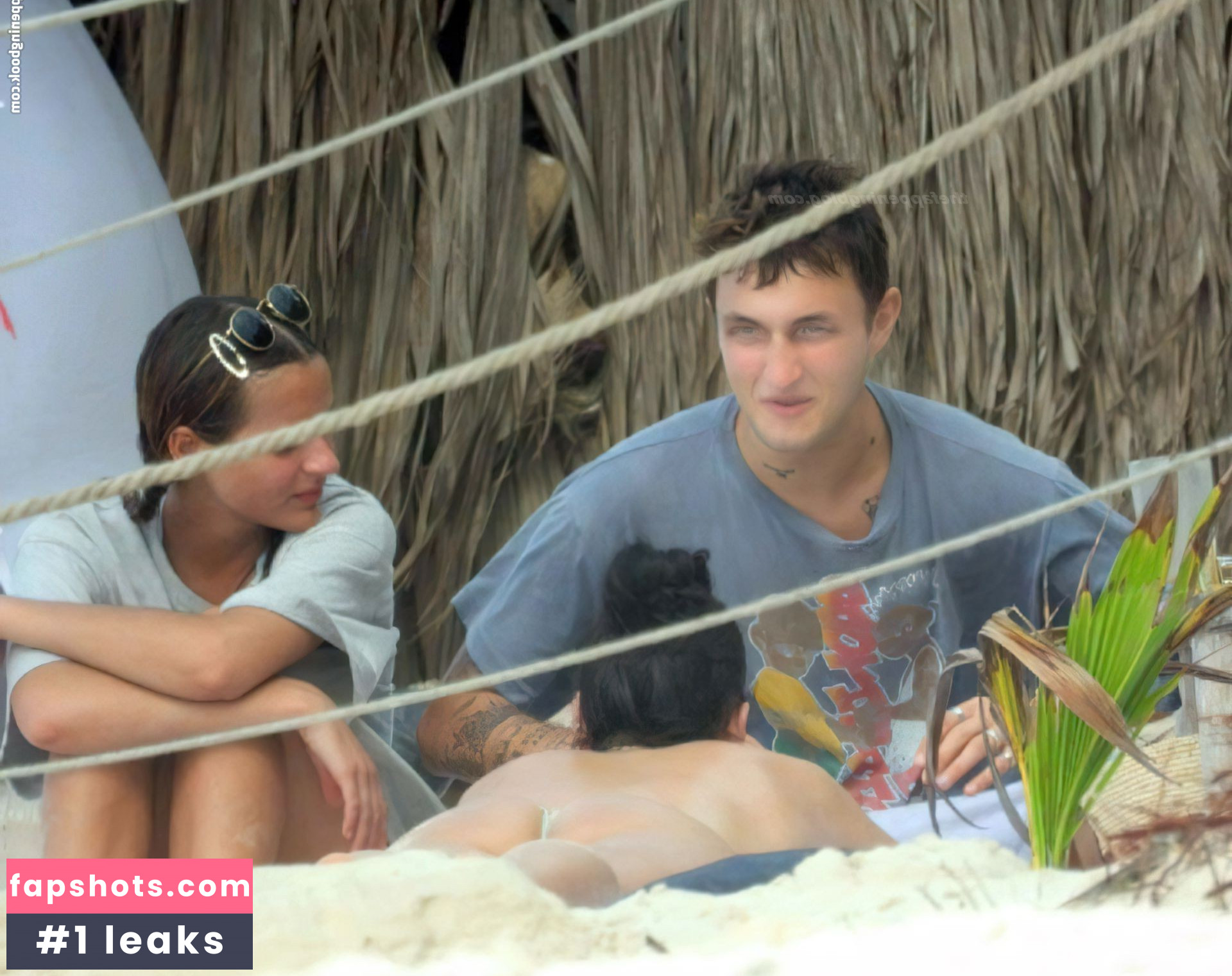 Dua Lipa gallery photo #6720